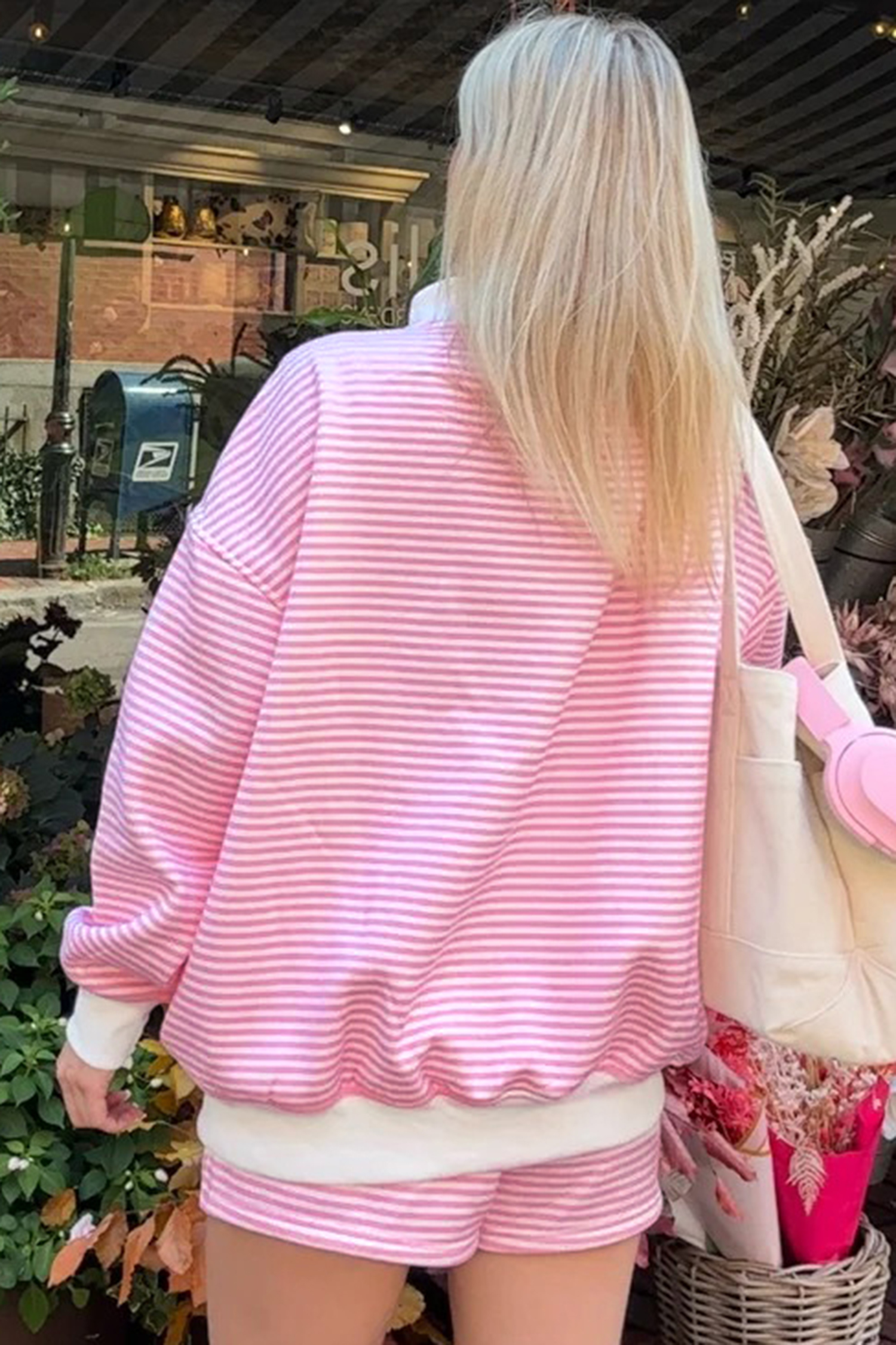 Chic Pink Stripe Oversize Mock Neck Set for Women – Effortless Daily Style - Detail View 2 Chic Pink Stripe Oversize Mock Neck Set for Women – Effortless Daily Style - Detail View 2
