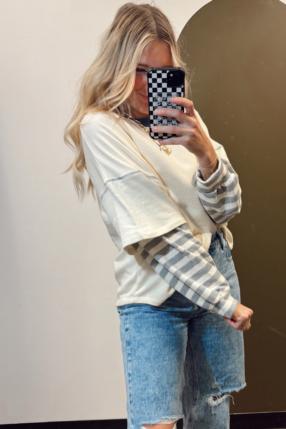 Chic Beige Colorblock Striped Top - Perfect for Daily Wear - Detail View 3 Chic Beige Colorblock Striped Top - Perfect for Daily Wear - Detail View 3