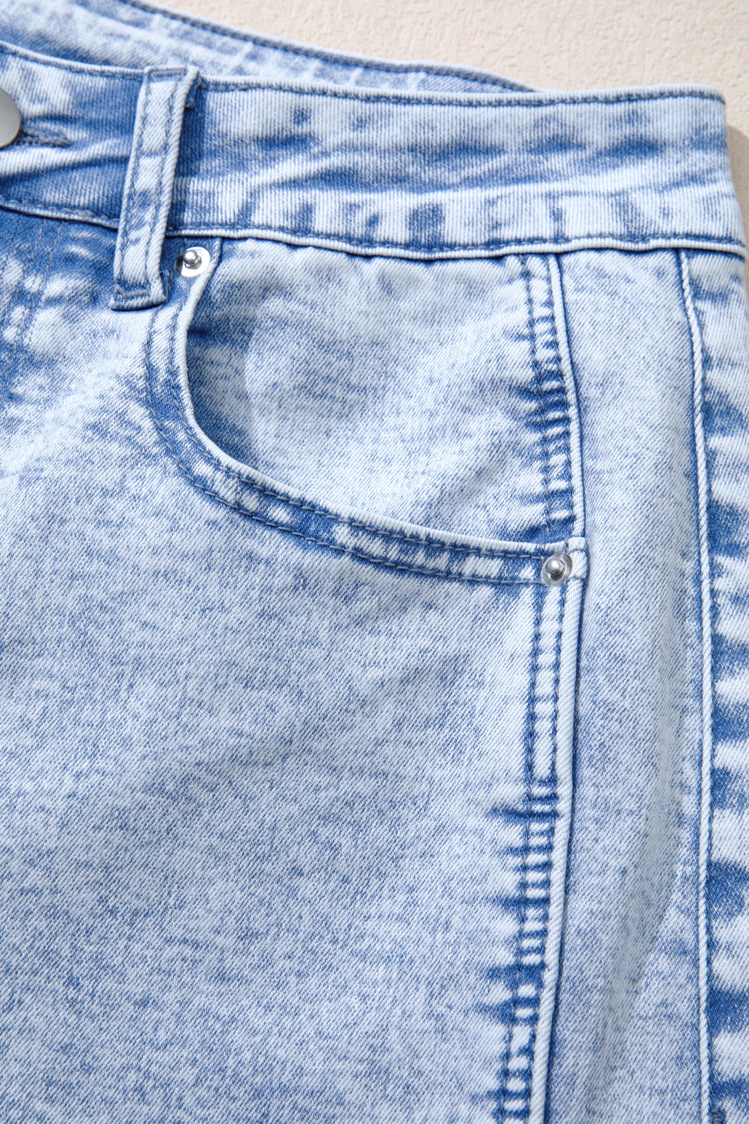 Women's Pull On Barrel Jeans, Relaxed Light Wash Denim - Detail View 12 Women's Pull On Barrel Jeans, Relaxed Light Wash Denim - Detail View 12