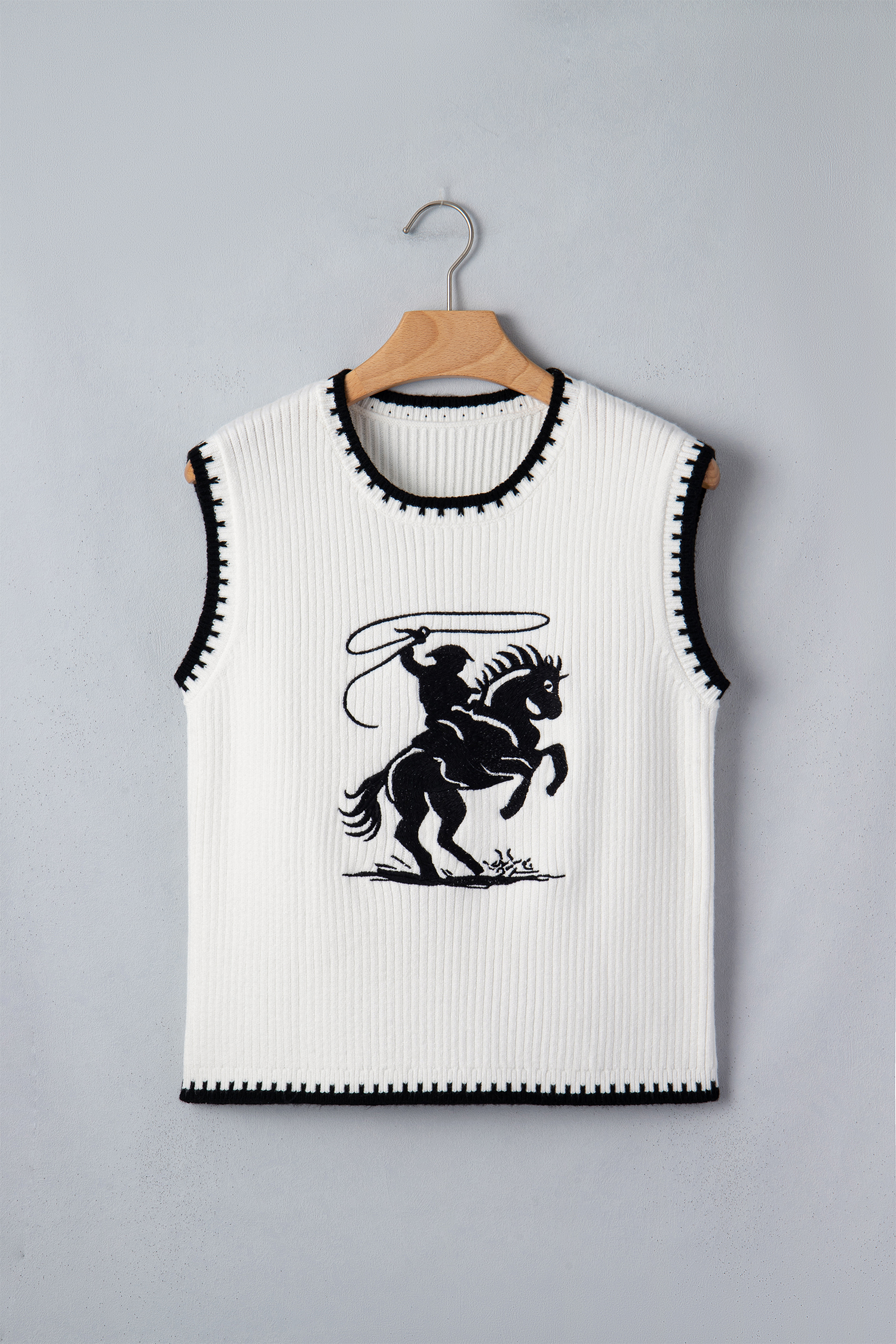 Chic Women's Rodeo Style Sweater Vest – Comfortable White Knit for Everyday Layering - Detail View 3 Chic Women's Rodeo Style Sweater Vest – Comfortable White Knit for Everyday Layering - Detail View 3