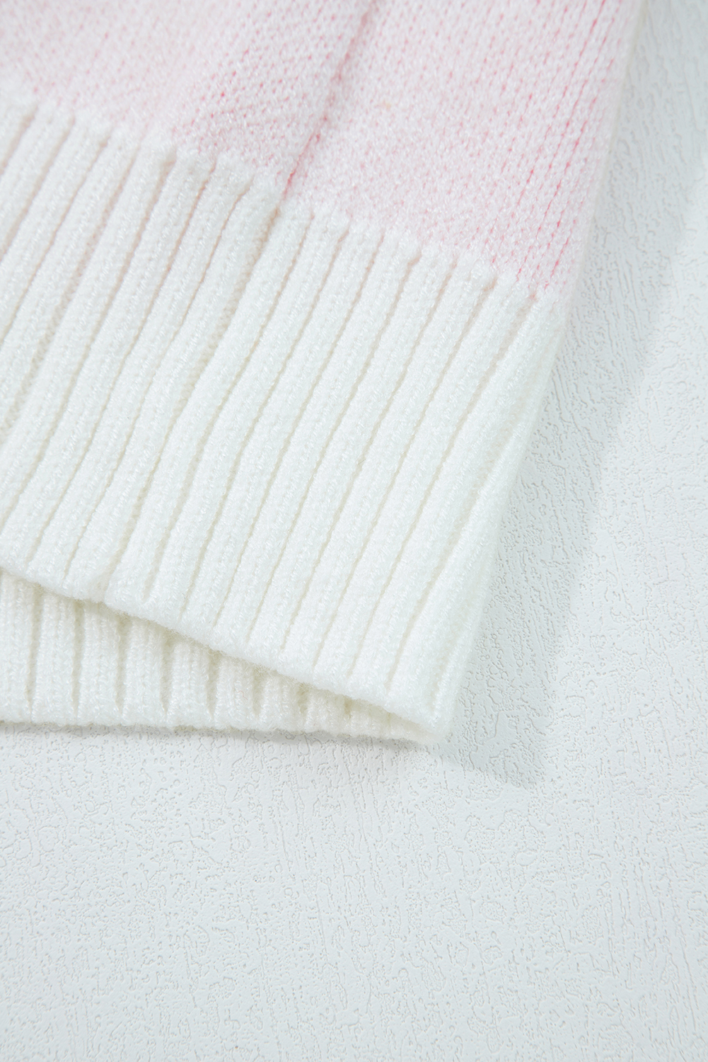Fashionable Oversized Pink Star Pattern Sweater for Women – Ideal for Everyday Comfort in Winter - Detail View 12 Fashionable Oversized Pink Star Pattern Sweater for Women – Ideal for Everyday Comfort in Winter - Detail View 12