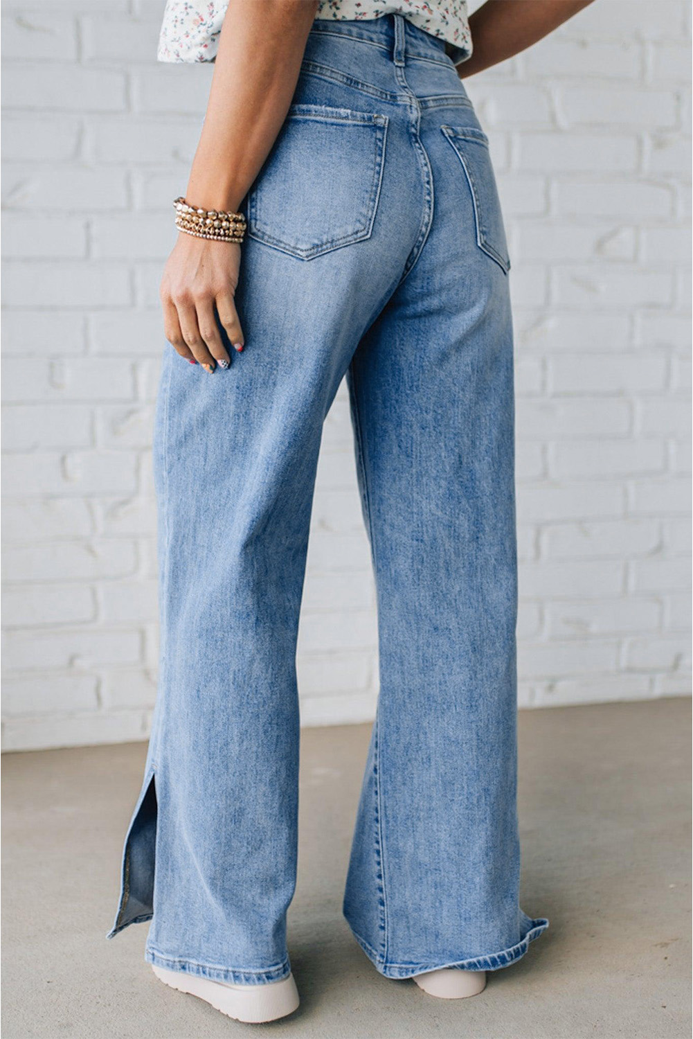 Trendy Wide Leg Casual Jeans for Women - Myosotis Color with Slit Detail - Detail View 2 Trendy Wide Leg Casual Jeans for Women - Myosotis Color with Slit Detail - Detail View 2