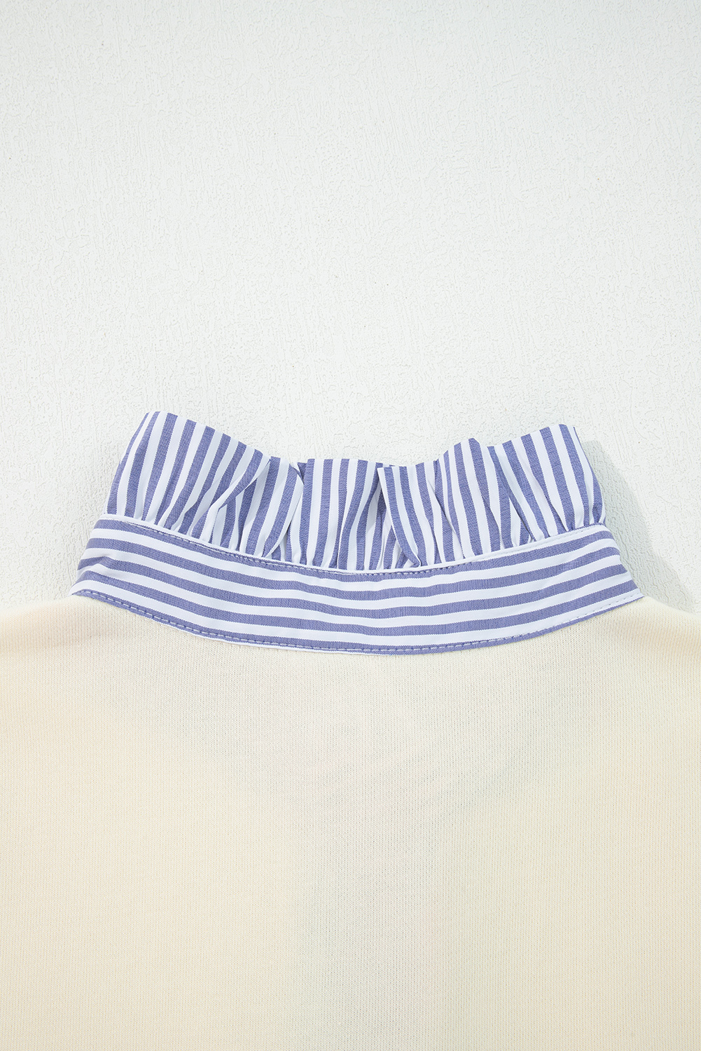Women's Sweatshirt, White Sweatshirt, Striped Collar, Puff Sleeve, Casual Wear, Daily Wear, Long Sleeve, Ruffle Detail, Patchwork Design, Fall Fashion, Autumn Style, Comfortable Top, Tops - Detail View 8 Women's Sweatshirt, White Sweatshirt, Striped Collar, Puff Sleeve, Casual Wear, Daily Wear, Long Sleeve, Ruffle Detail, Patchwork Design, Fall Fashion, Autumn Style, Comfortable Top, Tops - Detail View 8