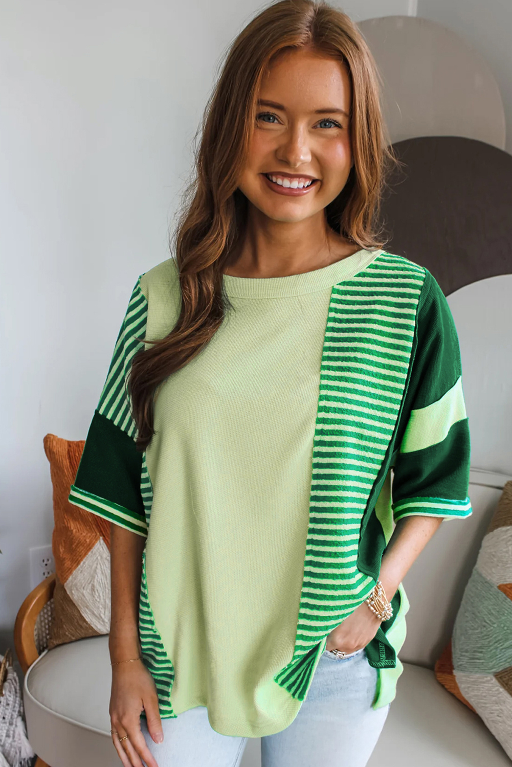 Stylish Patchwork Design Round Neck Knit Top - Perfect for All Seasons - Detail View 3 Stylish Patchwork Design Round Neck Knit Top - Perfect for All Seasons - Detail View 3