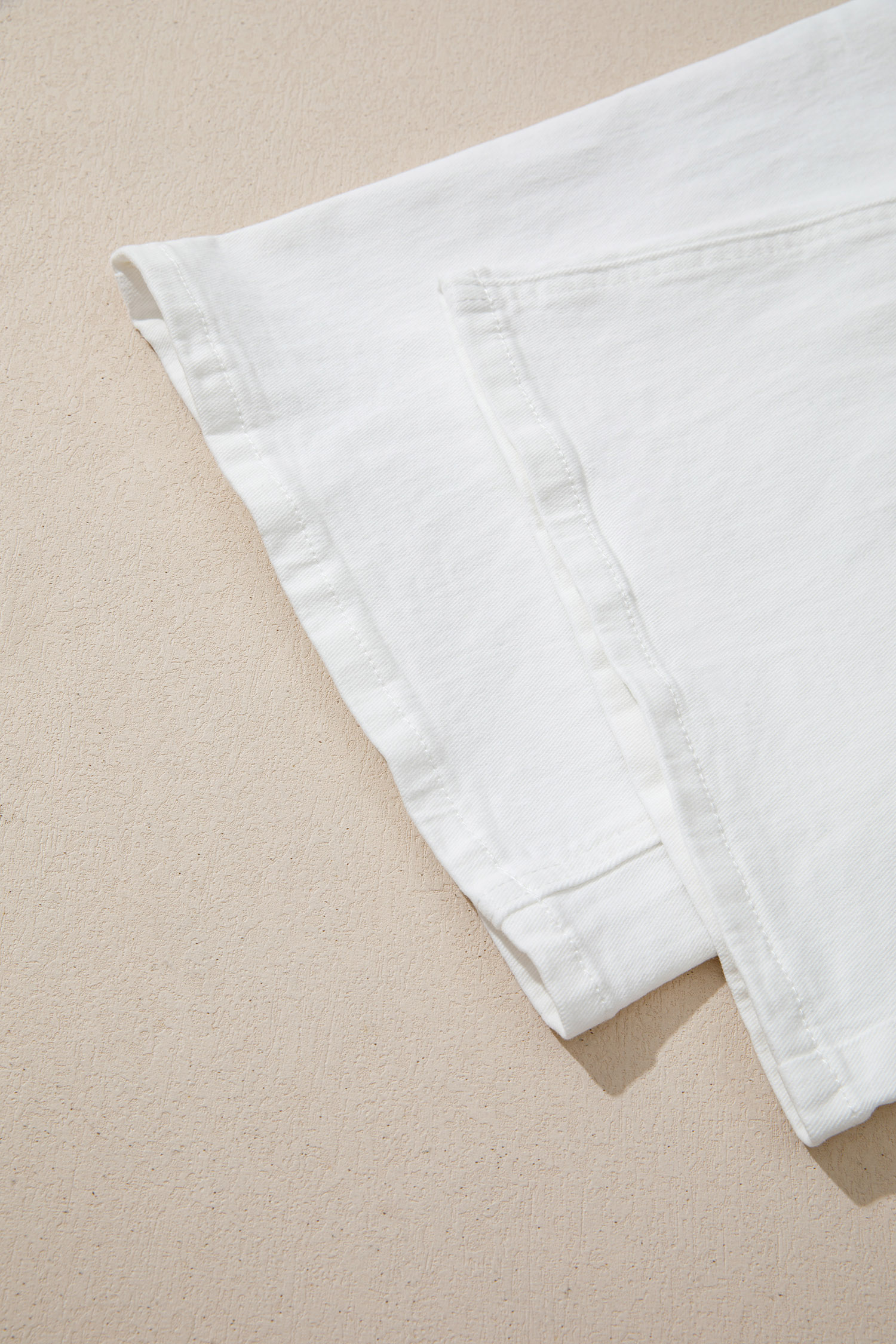 Chic Women's White Wide Leg Denim Jeans – Solid Color Relaxed Fit Pants for Daily Outings - Detail View 15 Chic Women's White Wide Leg Denim Jeans – Solid Color Relaxed Fit Pants for Daily Outings - Detail View 15