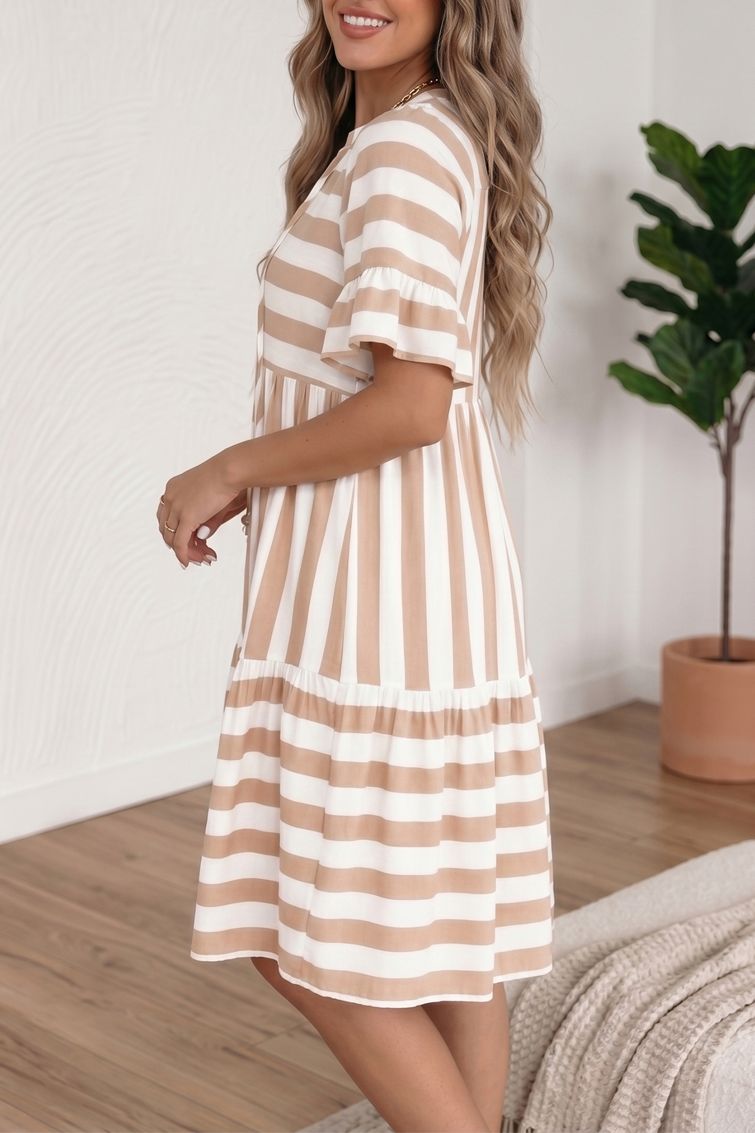Women's Striped Short Sleeve Summer Dress – V-Neck Tie Front Flared Casual Beach Dress - Detail View 2 Women's Striped Short Sleeve Summer Dress – V-Neck Tie Front Flared Casual Beach Dress - Detail View 2