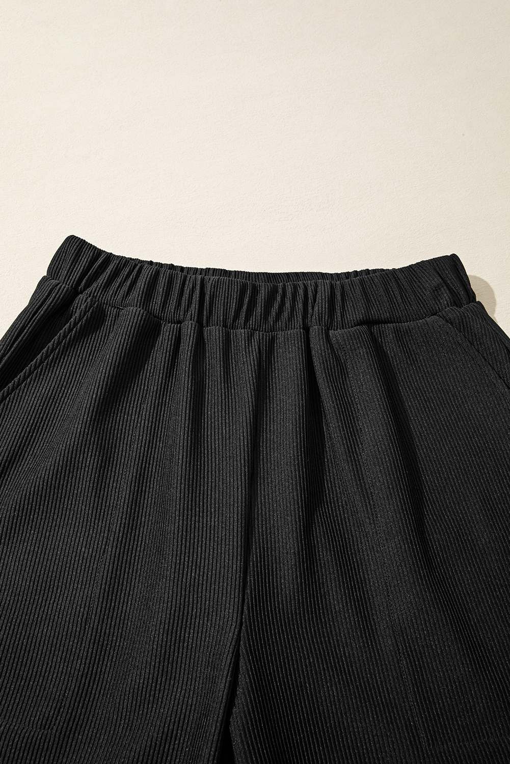 Casual Women's Black Ribbed Pullover and Shorts Set – Ideal for Daily Wear - Detail View 10 Casual Women's Black Ribbed Pullover and Shorts Set – Ideal for Daily Wear - Detail View 10
