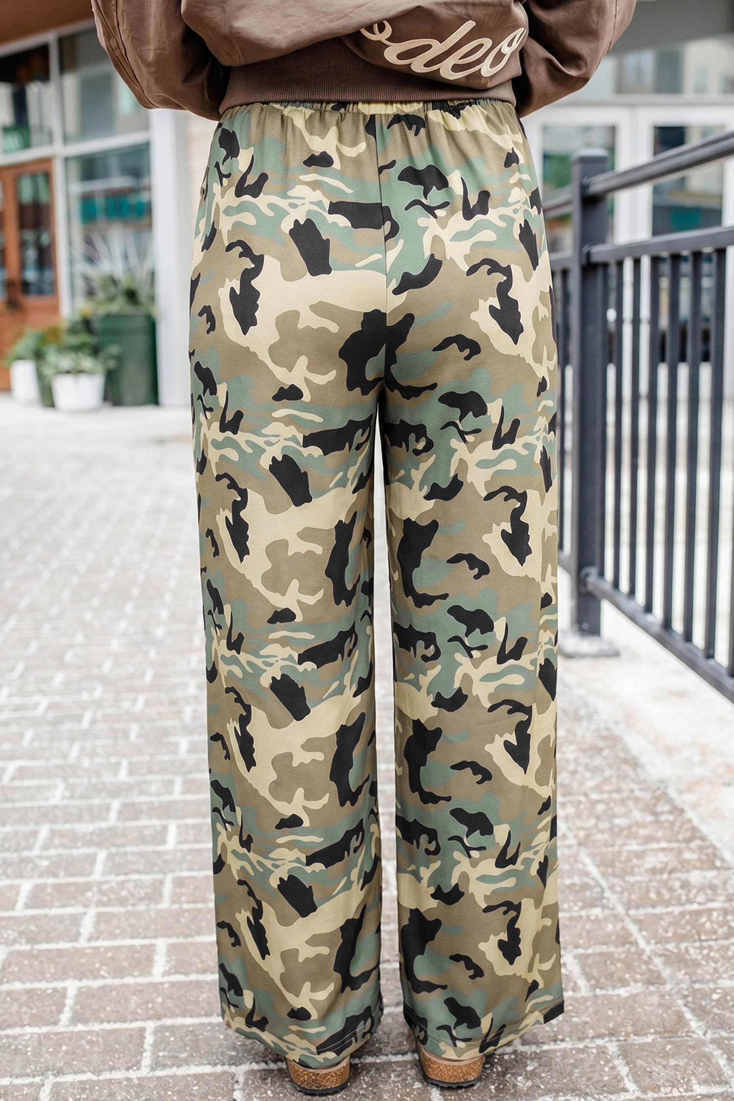 Women's Camouflage Print Pants, Streetwear Wide Leg Style - Detail View 5 Women's Camouflage Print Pants, Streetwear Wide Leg Style - Detail View 5