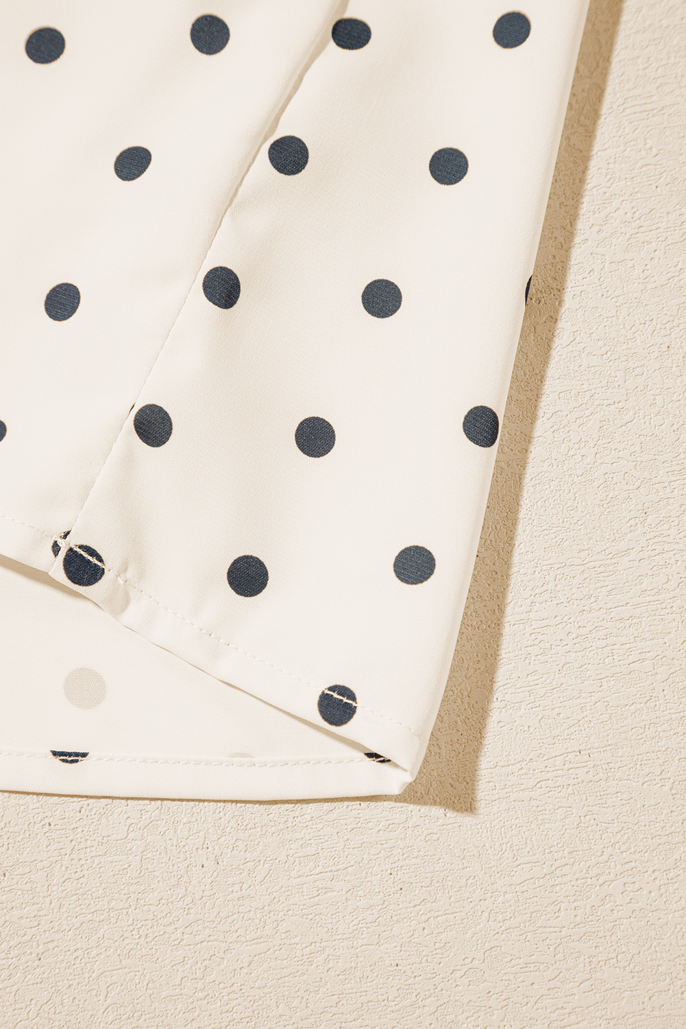 Lightweight 100% Polyester Women's Blouse - Stylish Round Neck & Trendy Silhouette - Detail View 11 Lightweight 100% Polyester Women's Blouse - Stylish Round Neck & Trendy Silhouette - Detail View 11