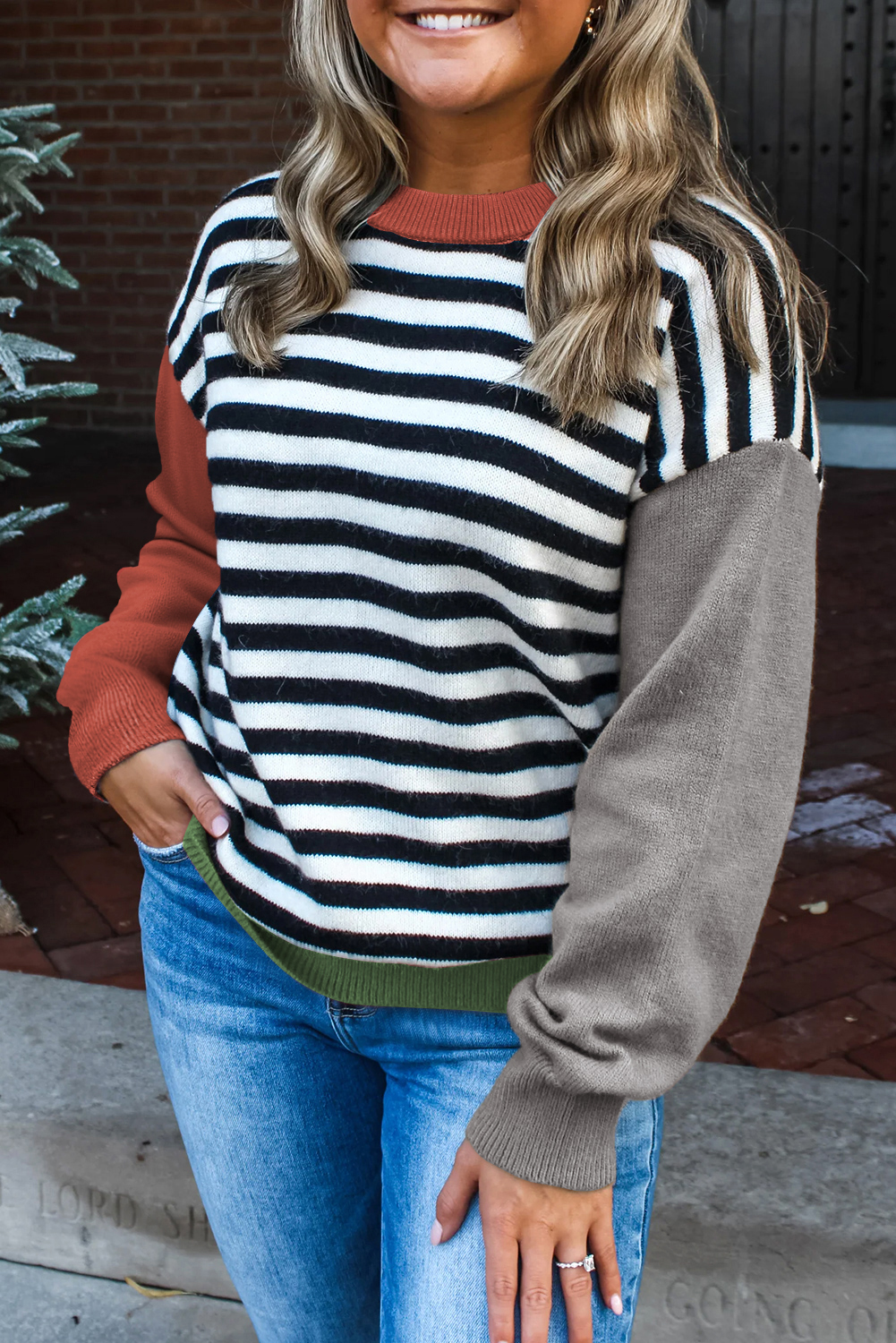 Women's Gray Striped Panels Chic Sweater – Perfect for Autumn Daily Wear - Detail View 5 Women's Gray Striped Panels Chic Sweater – Perfect for Autumn Daily Wear - Detail View 5