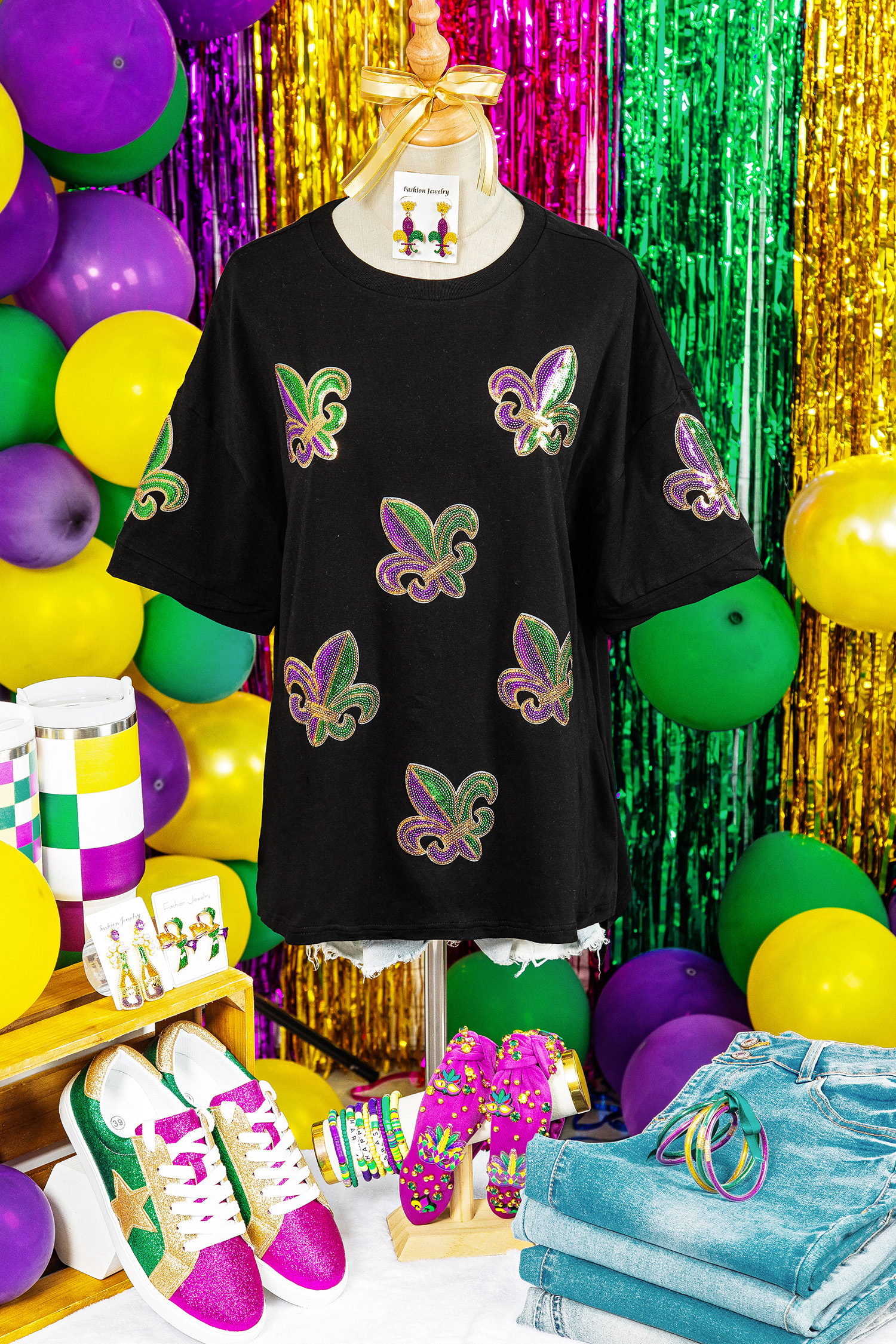 Casual Black Sequin Fleur De Lis T-Shirt for Women – Ideal for Mardi Gras and Daily Wear - Detail View 2 Casual Black Sequin Fleur De Lis T-Shirt for Women – Ideal for Mardi Gras and Daily Wear - Detail View 2