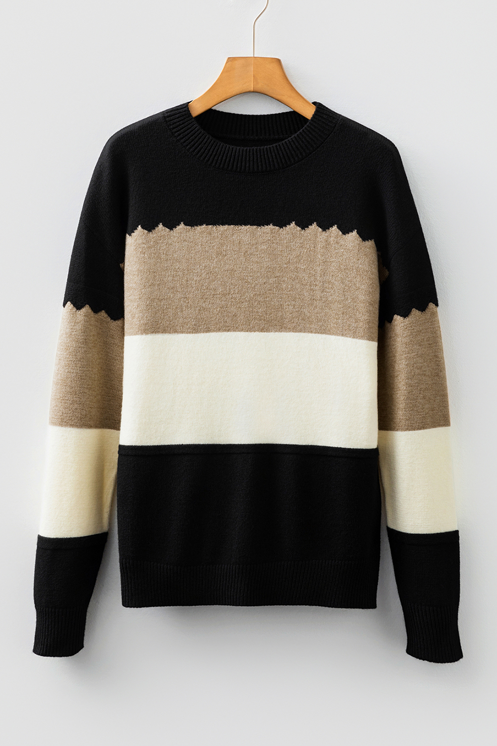 Cozy Women's Drop Shoulder Colorblock Sweater in Black – Relaxed Fit for Autumn Everyday Outings - Detail View 2 Cozy Women's Drop Shoulder Colorblock Sweater in Black – Relaxed Fit for Autumn Everyday Outings - Detail View 2