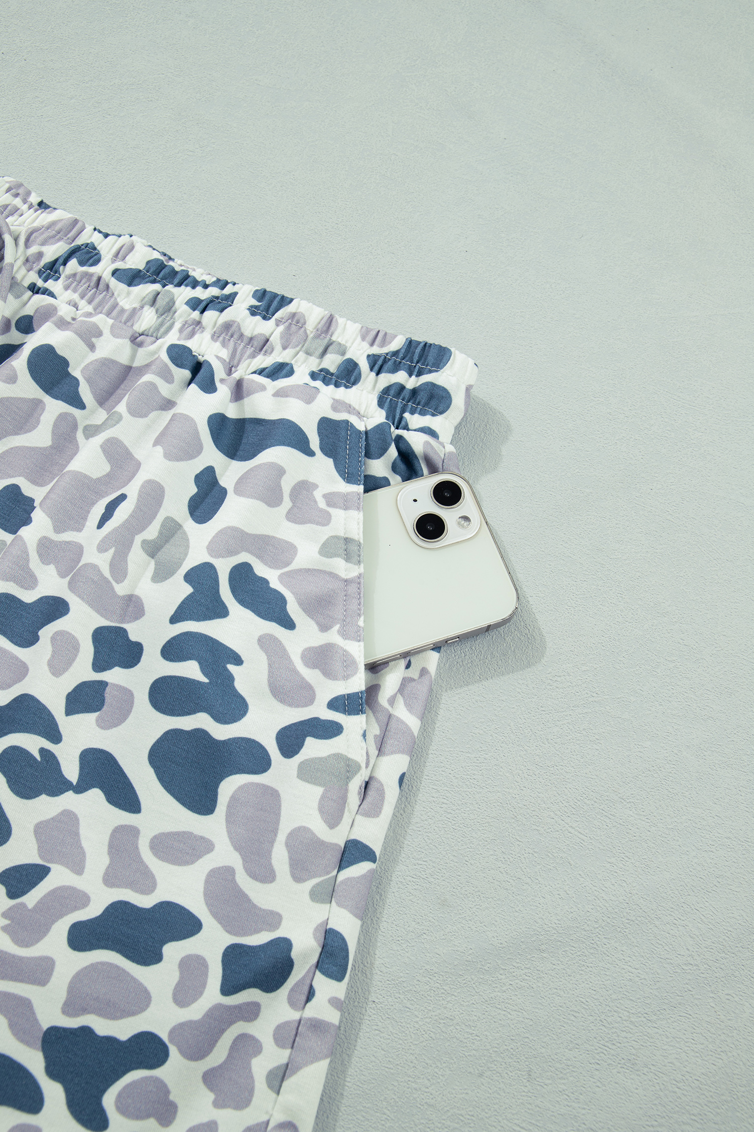 Casual Camo Matching Set for Women – Short Sleeve Zip Up Top and High Waist Shorts, Summer Daily Outfit - Detail View 11 Casual Camo Matching Set for Women – Short Sleeve Zip Up Top and High Waist Shorts, Summer Daily Outfit - Detail View 11