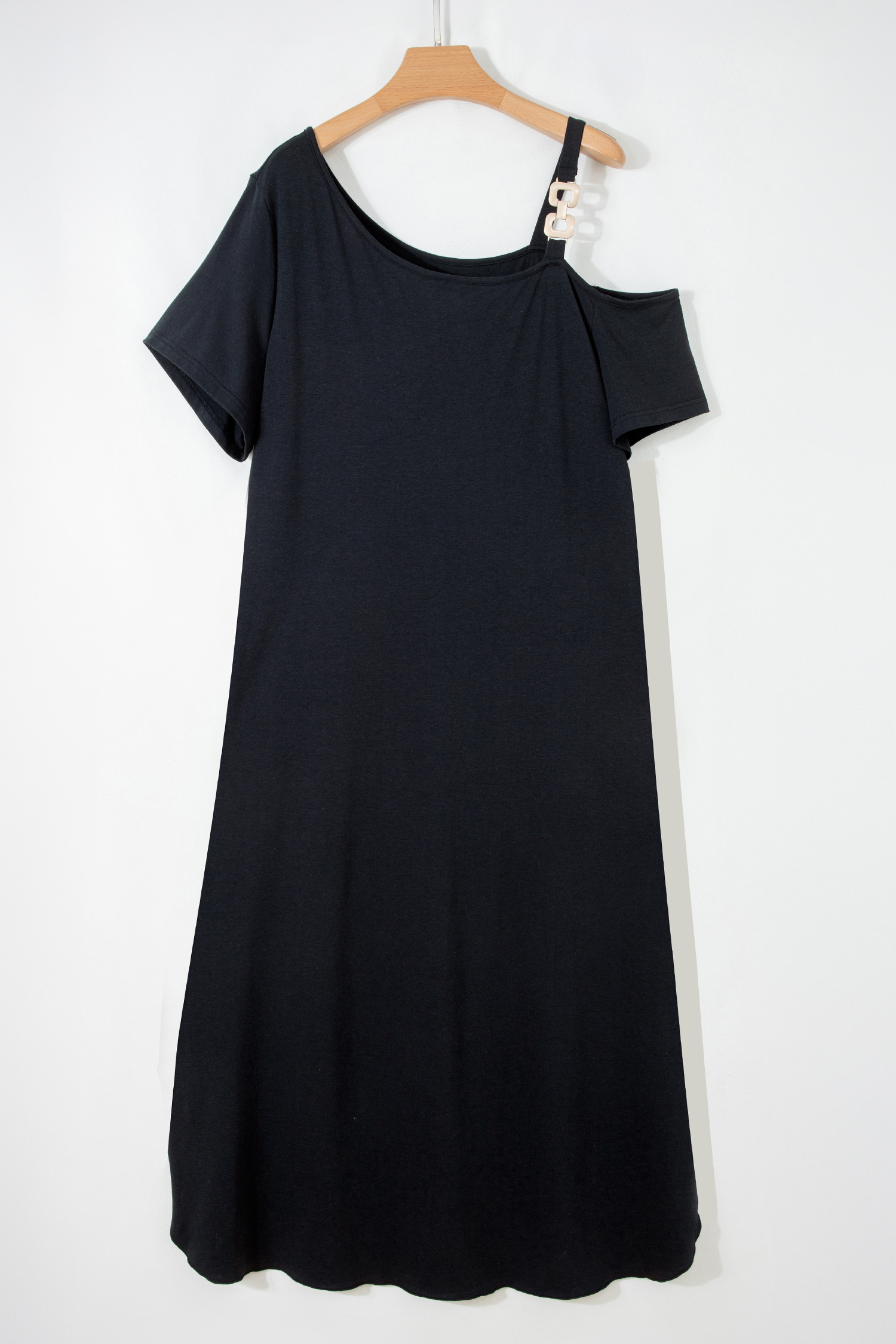 Elegant Black Asymmetric Maxi Dress for Women – Versatile Summer Fashion Statement - Detail View 3 Elegant Black Asymmetric Maxi Dress for Women – Versatile Summer Fashion Statement - Detail View 3