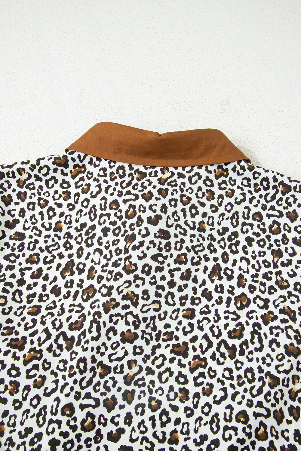 Khaki V-Neck Long Sleeve Leopard Print Shift Dress for Women – Versatile Plus Size Mini for Autumn Adventures - Detail View 6 Khaki V-Neck Long Sleeve Leopard Print Shift Dress for Women – Versatile Plus Size Mini for Autumn Adventures - Detail View 6