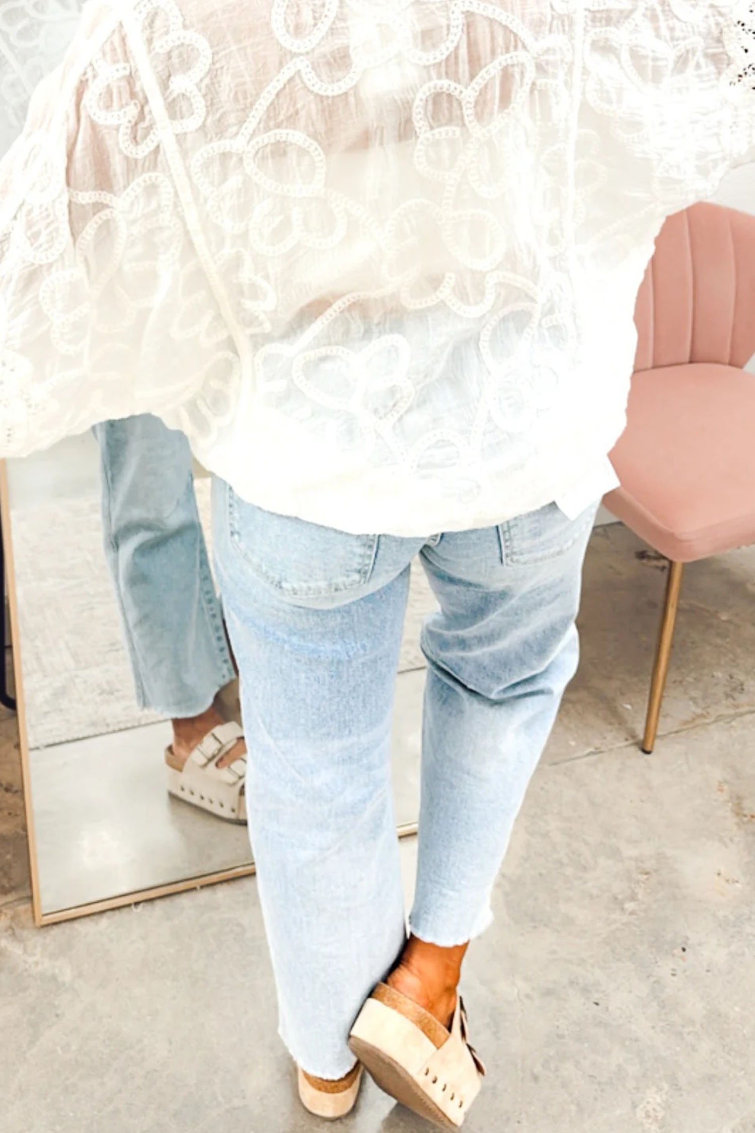 Women's Beau Blue Frayed Cropped Straight Jeans – Stylish Everyday Denim for Effortless Looks - Detail View 2 Women's Beau Blue Frayed Cropped Straight Jeans – Stylish Everyday Denim for Effortless Looks - Detail View 2