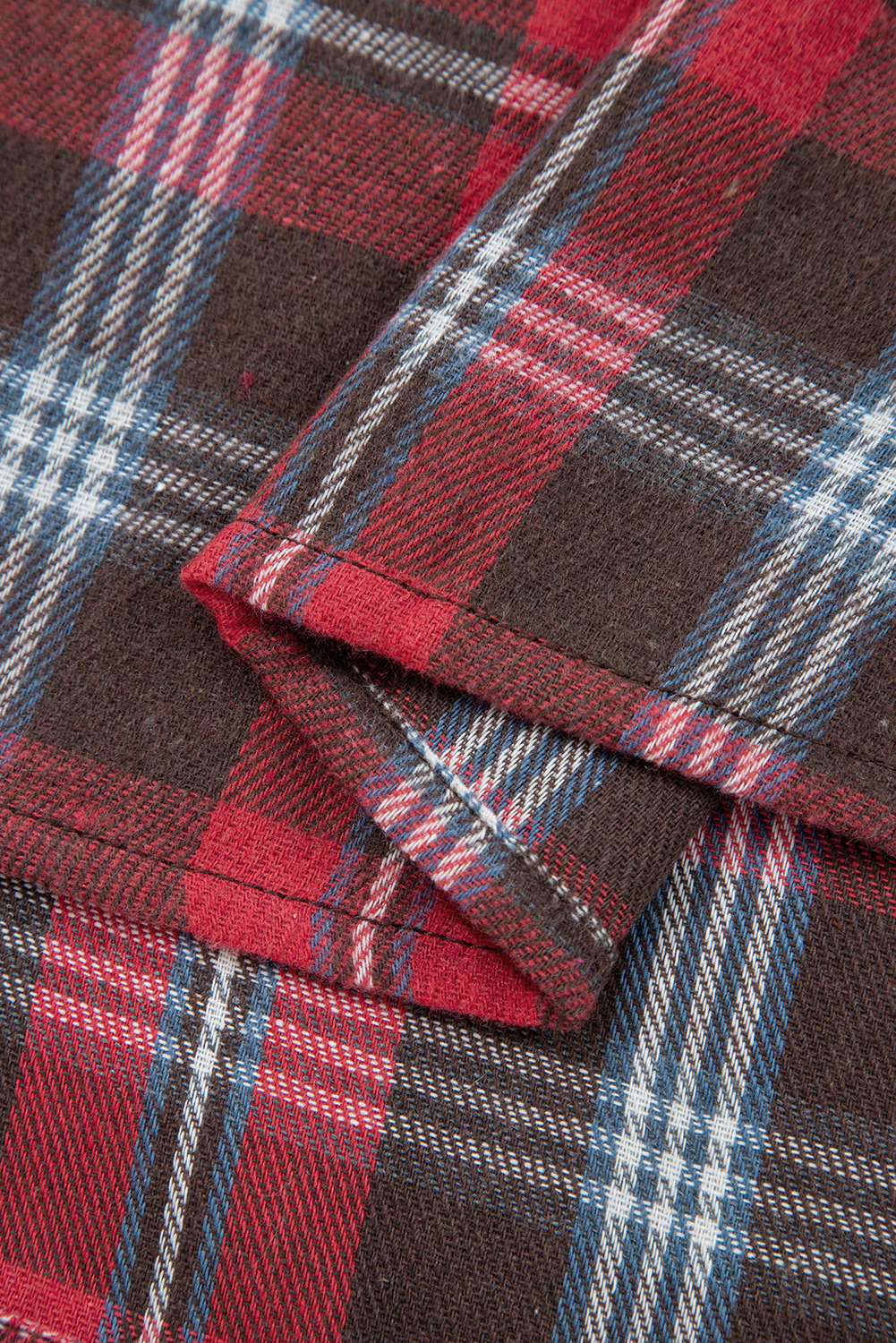 Casual Red Plaid Print Collared V Neck Blouse with Side Slits for Women - Detail View 9 Casual Red Plaid Print Collared V Neck Blouse with Side Slits for Women - Detail View 9