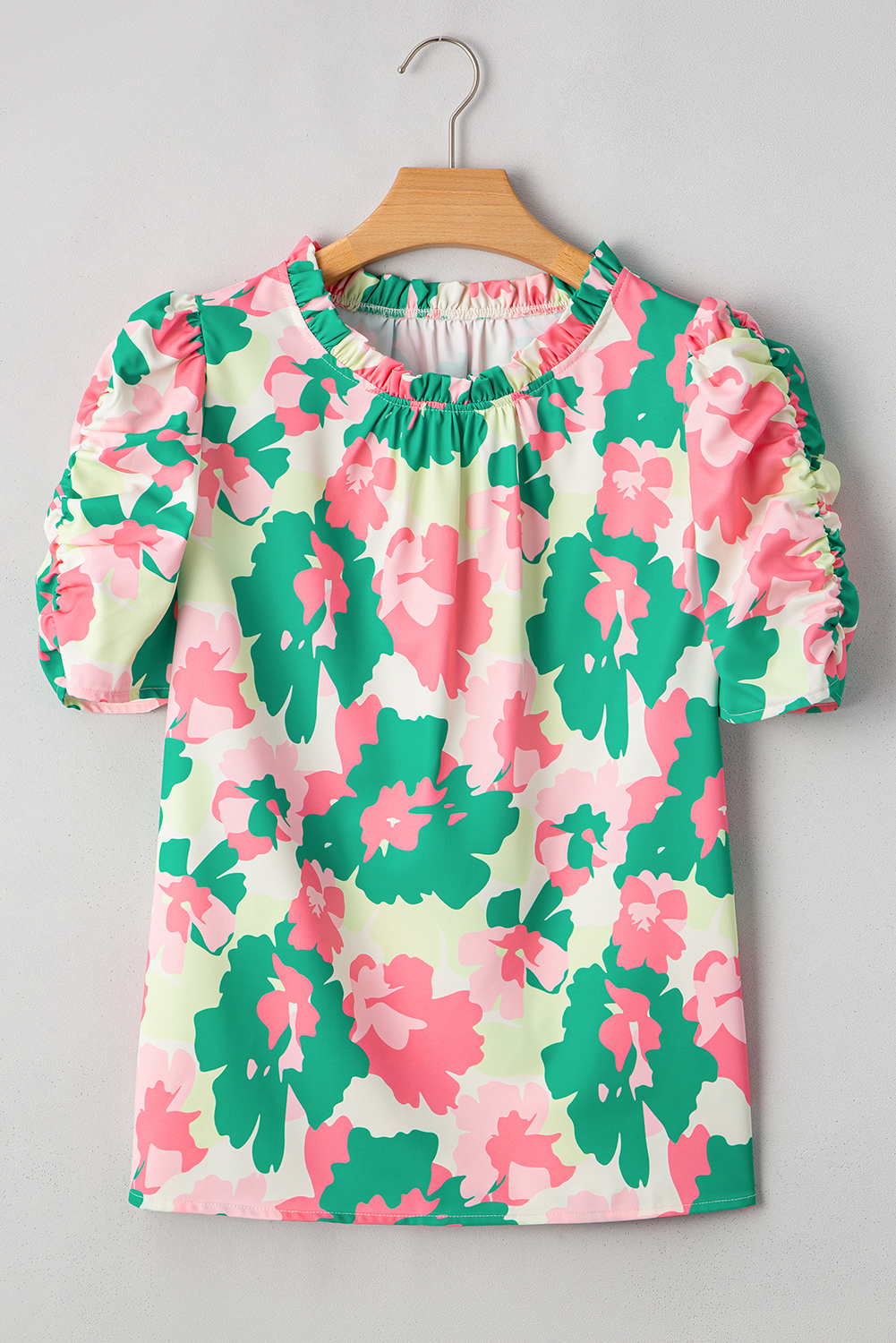 Women's Blouse, Green Abstract Print, Frilly Neck, Ruched Short Sleeves, Summer Fashion, Elegant Style, Comfortable Wear, Daily Occasion, Lightweight Fabric, Country Style, Tops & Shirts - Detail View 4 Women's Blouse, Green Abstract Print, Frilly Neck, Ruched Short Sleeves, Summer Fashion, Elegant Style, Comfortable Wear, Daily Occasion, Lightweight Fabric, Country Style, Tops & Shirts - Detail View 4