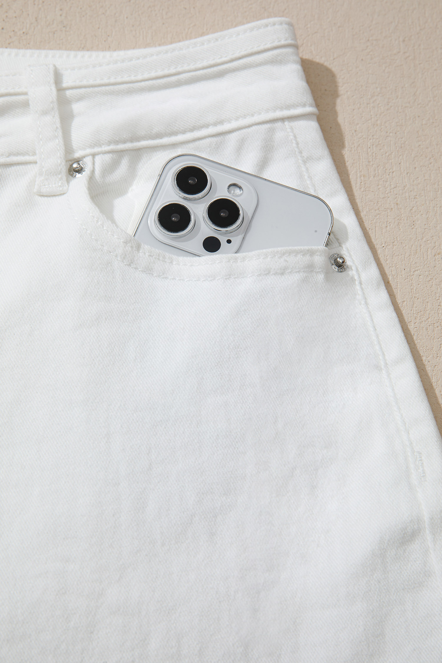 Women's White Wide Leg Jeans – Casual Solid Denim Pants with Pockets for Daily Wear - Detail View 13 Women's White Wide Leg Jeans – Casual Solid Denim Pants with Pockets for Daily Wear - Detail View 13