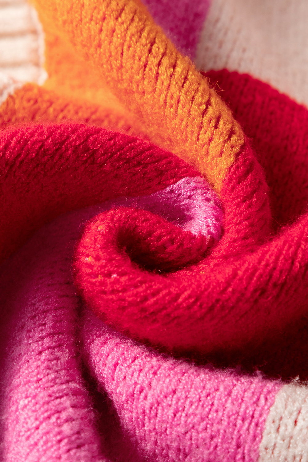 Colorblock Checkered Cardigan, Casual Winter Knit Outerwear - Detail View 11 Colorblock Checkered Cardigan, Casual Winter Knit Outerwear - Detail View 11