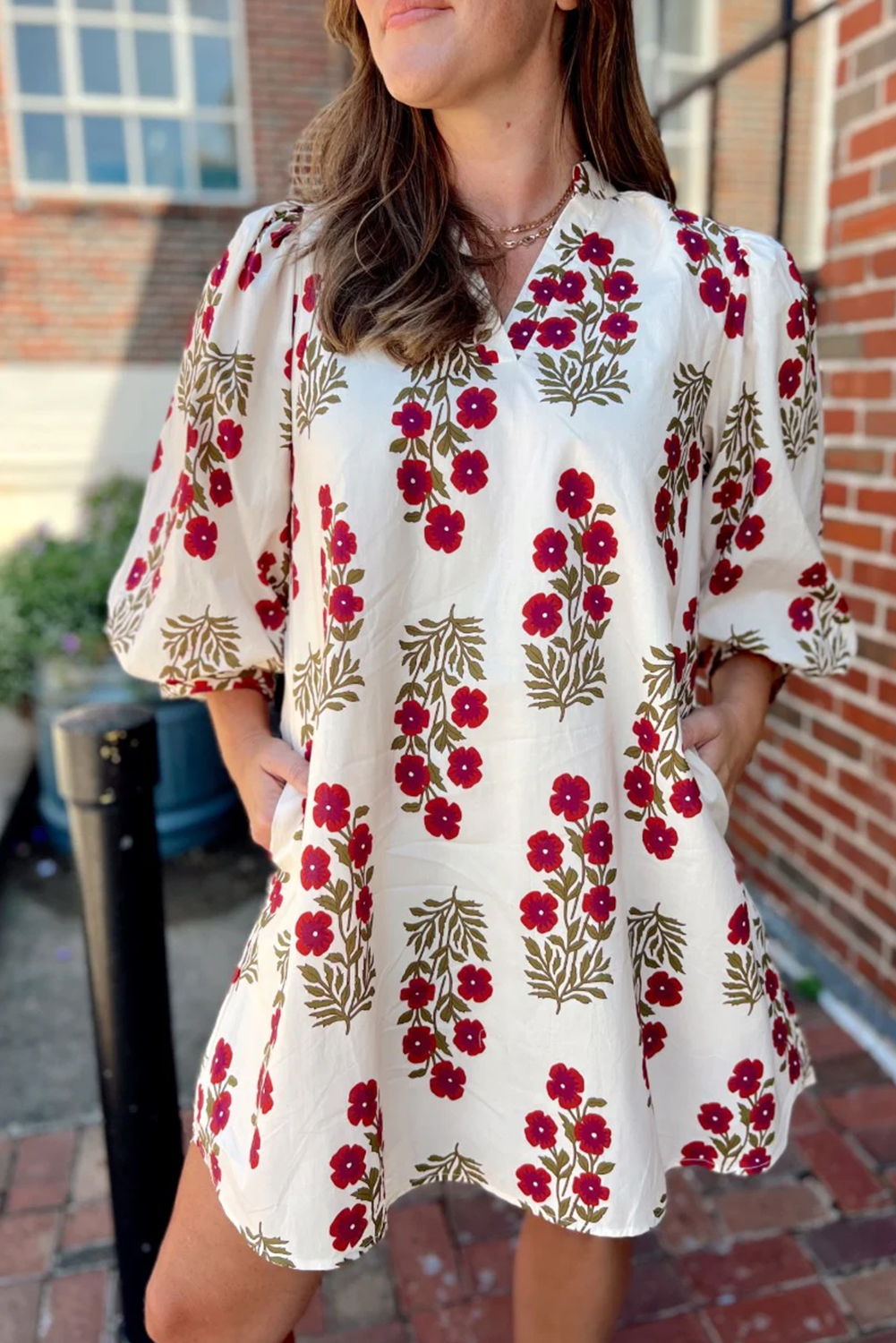 Chic White Floral V Neck Mini Dress for Women – Perfect for Graduation and Daily Wear - Detail View 2 Chic White Floral V Neck Mini Dress for Women – Perfect for Graduation and Daily Wear - Detail View 2