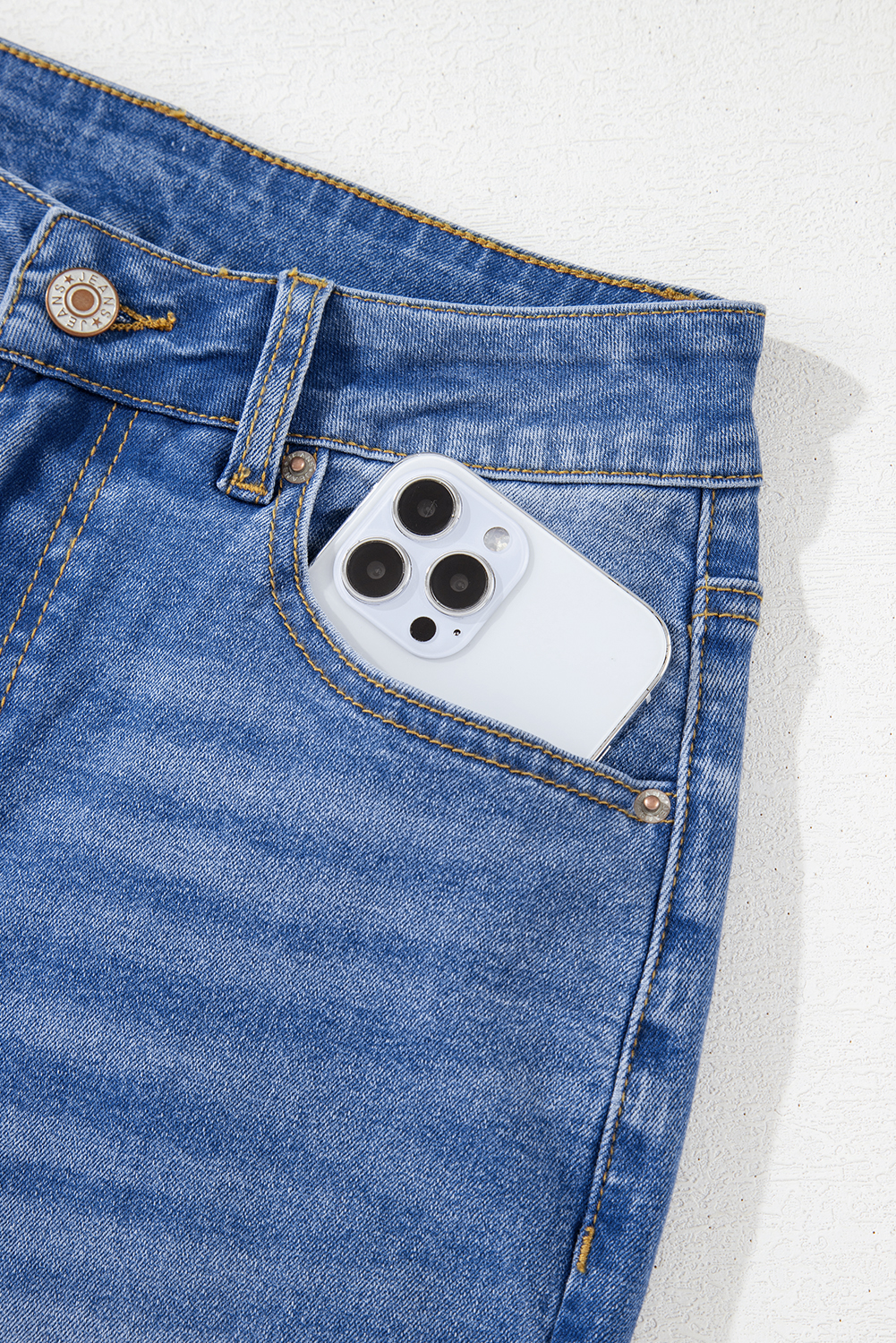 Versatile Women's Sail Blue Loose Jeans – High Rise Straight Cut with Raw Hem Cuffs, Ideal for Autumn Everyday Style - Detail View 12 Versatile Women's Sail Blue Loose Jeans – High Rise Straight Cut with Raw Hem Cuffs, Ideal for Autumn Everyday Style - Detail View 12