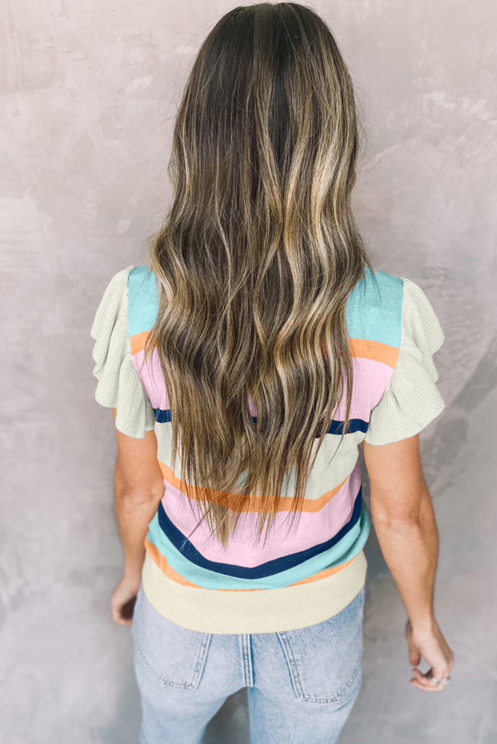 Elegant and Comfy Women's Colorblock Sweater with Flutter Sleeves - Summer Style - Detail View 2 Elegant and Comfy Women's Colorblock Sweater with Flutter Sleeves - Summer Style - Detail View 2