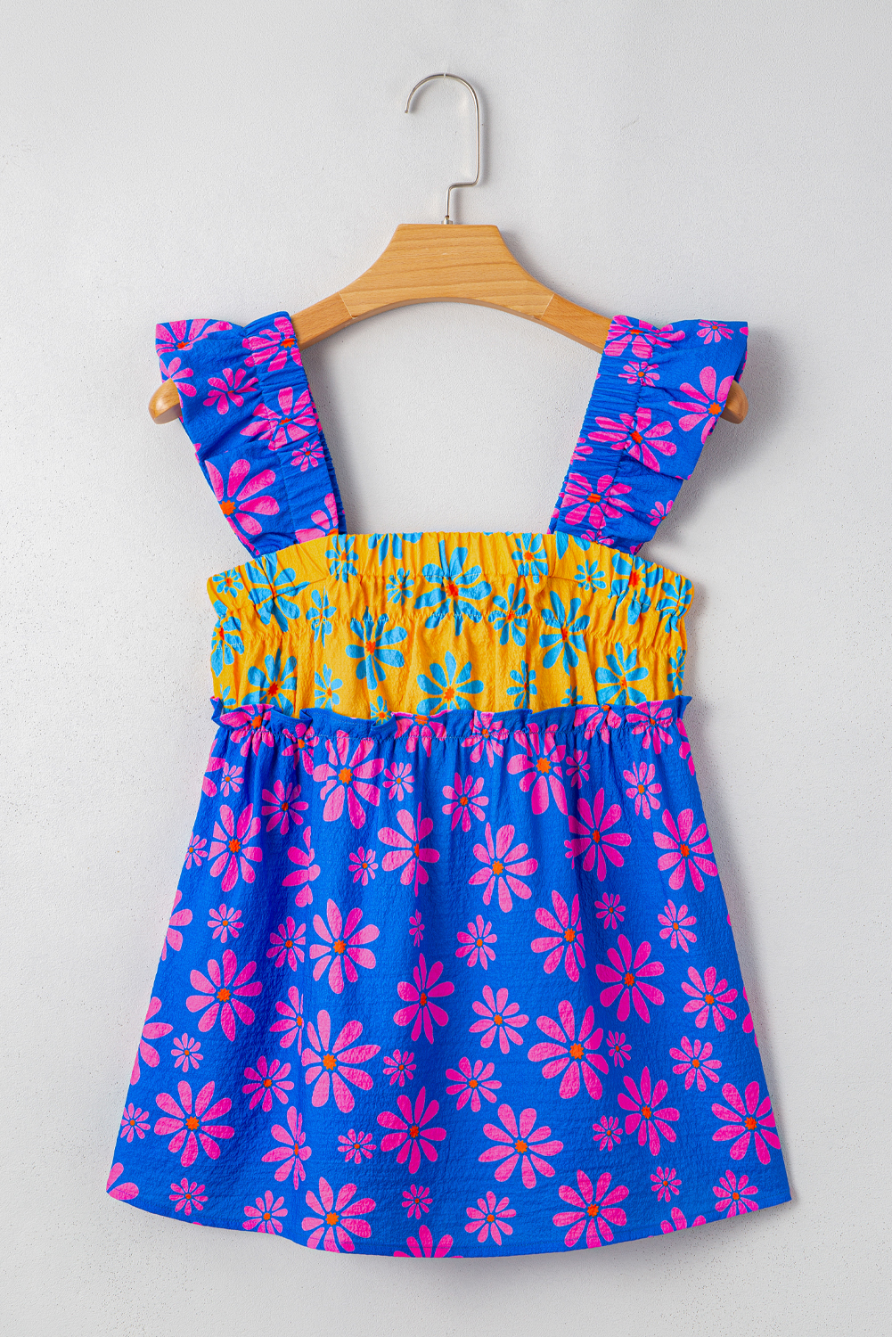 Lightweight and Breezy Floral Tank Top - Perfect for Beach and Outdoor Activities - Detail View 3 Lightweight and Breezy Floral Tank Top - Perfect for Beach and Outdoor Activities - Detail View 3