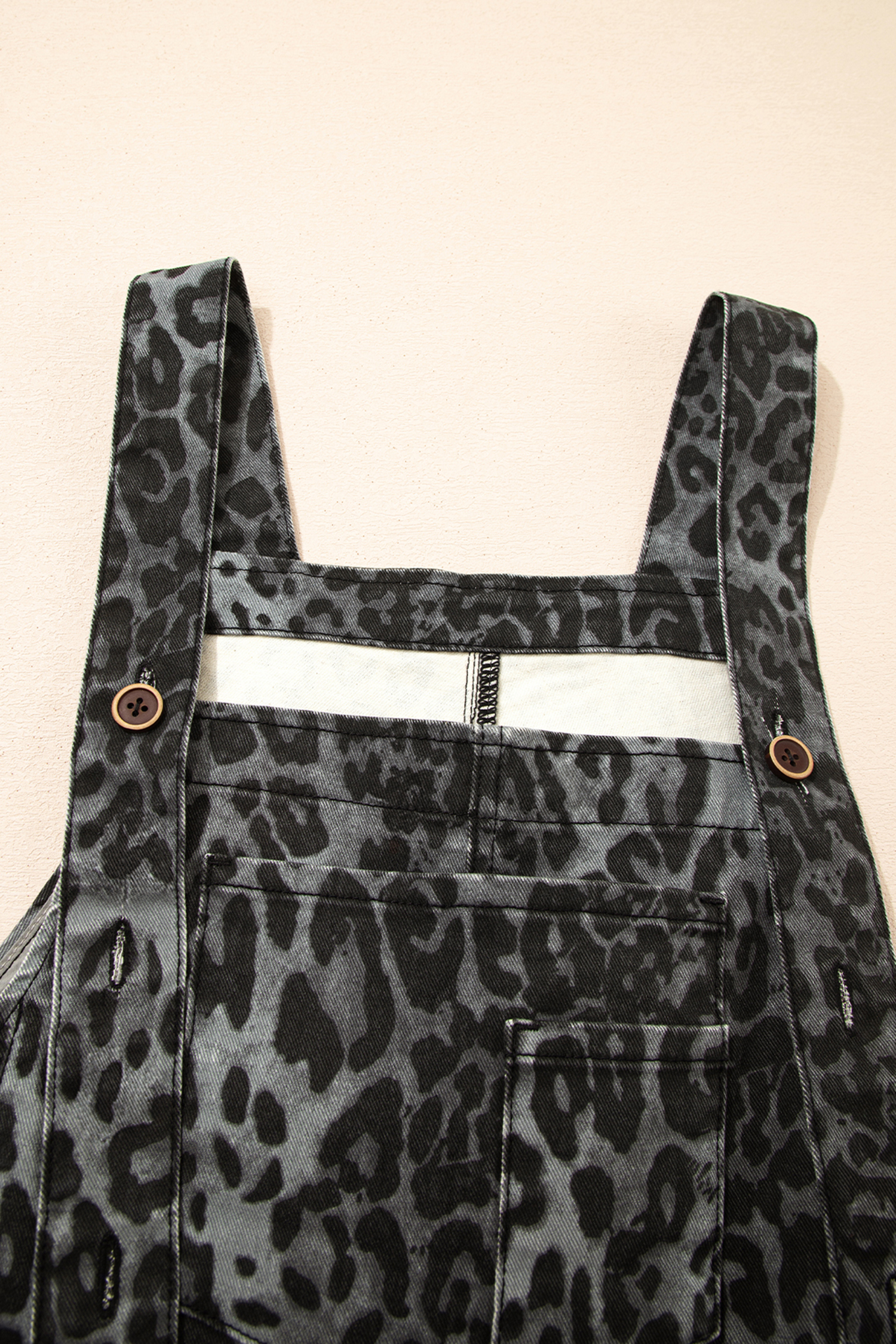 Trendy Women's Cropped Denim Overalls in Gray Leopard Print – Perfect for Daily Wear - Detail View 9 Trendy Women's Cropped Denim Overalls in Gray Leopard Print – Perfect for Daily Wear - Detail View 9
