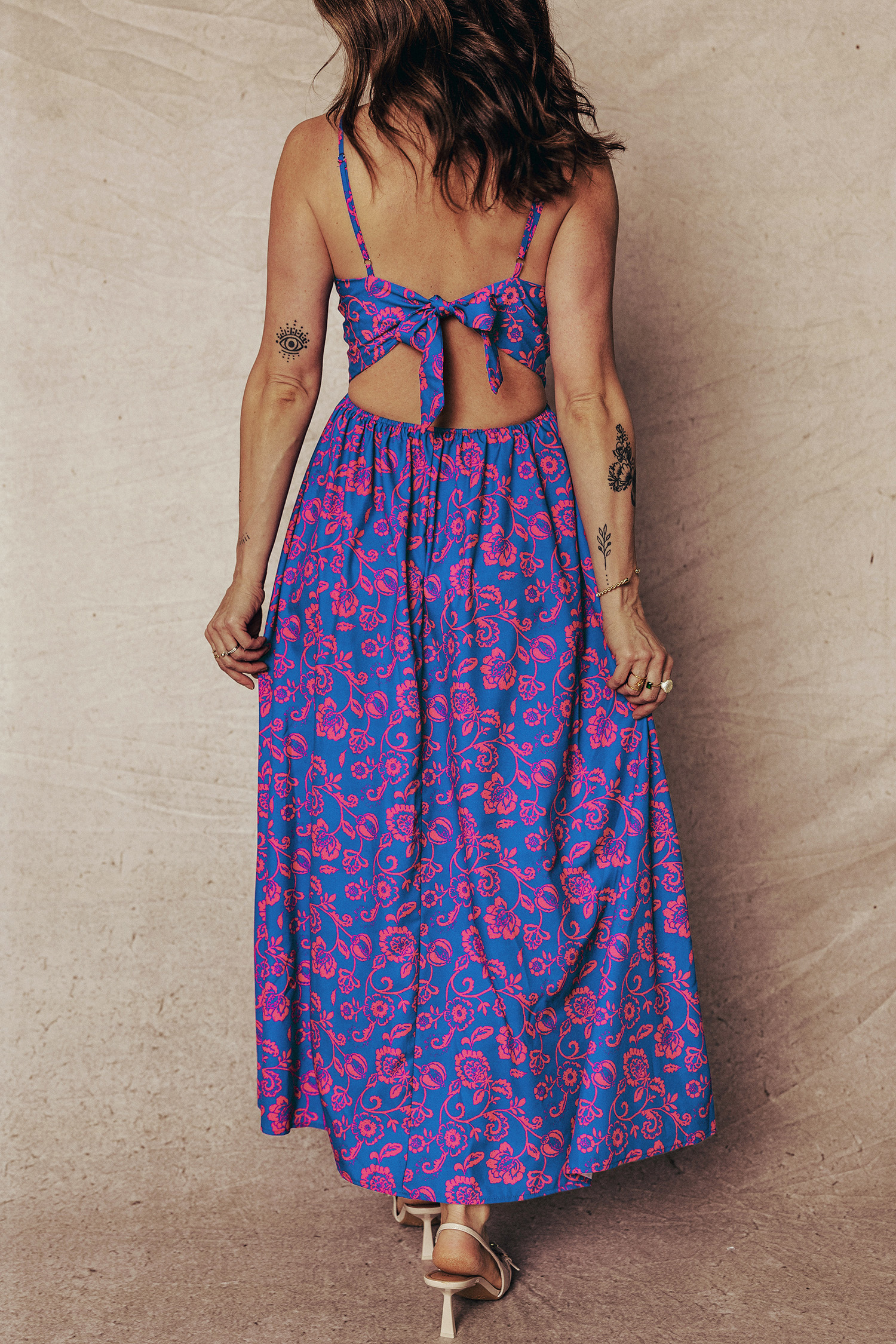 Women's Blue Floral Print Maxi Dress – Twisted V Neck with Tied Back for Summer Occasions - Detail View 10 Women's Blue Floral Print Maxi Dress – Twisted V Neck with Tied Back for Summer Occasions - Detail View 10