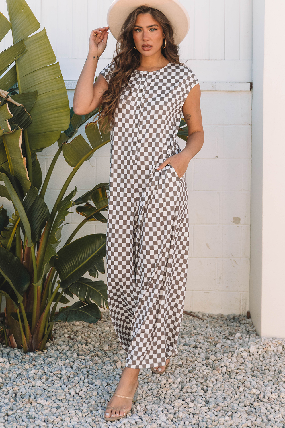Stylish Wide Leg Jumpsuit with Pockets - Perfect for Daily Wear in Warm Weather - Detail View 7 Stylish Wide Leg Jumpsuit with Pockets - Perfect for Daily Wear in Warm Weather - Detail View 7