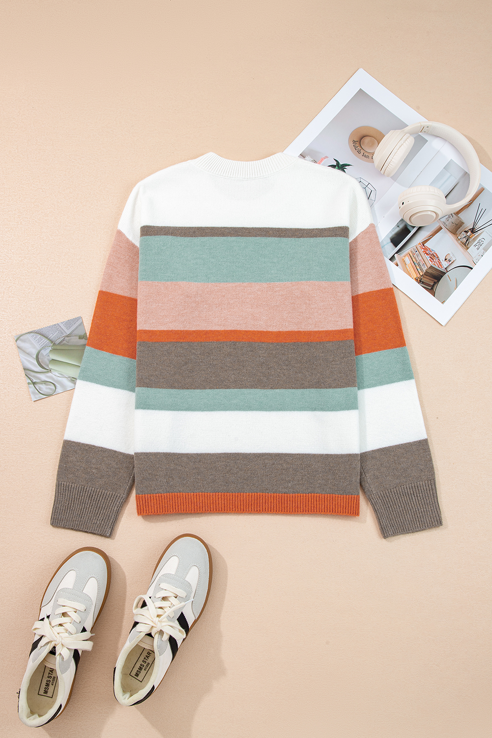 Versatile White Color Block Sweater for Women - Everyday Style - Detail View 6 Versatile White Color Block Sweater for Women - Everyday Style - Detail View 6