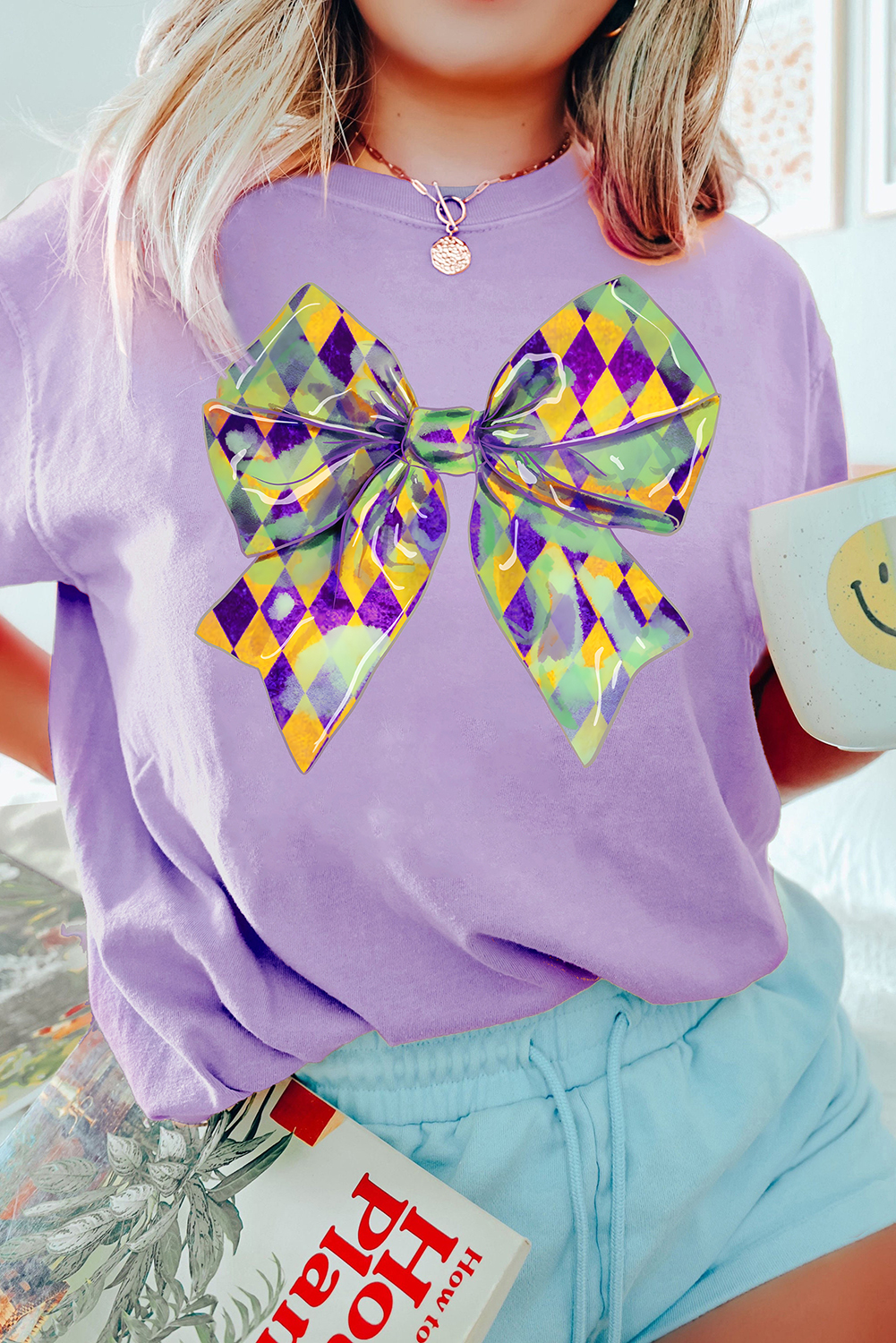 Stylish Wisteria Graphic T-Shirt - Perfect for Summer and Daily Wear - Detail View 3 Stylish Wisteria Graphic T-Shirt - Perfect for Summer and Daily Wear - Detail View 3