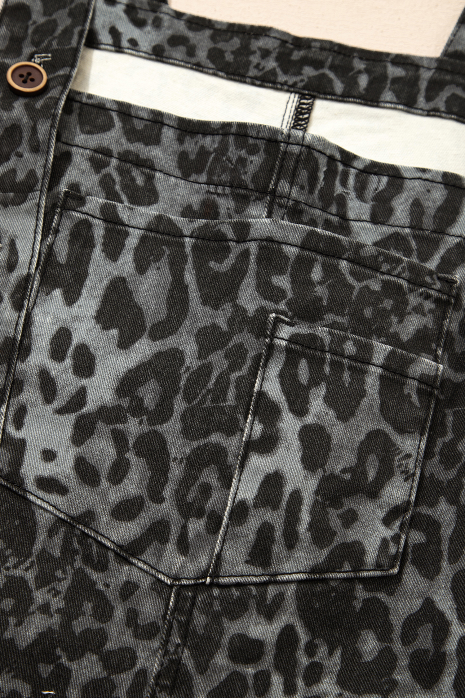 Casual Gray Leopard Print Denim Overalls for Women – Button-Up and Comfortable Fit - Detail View 11 Casual Gray Leopard Print Denim Overalls for Women – Button-Up and Comfortable Fit - Detail View 11