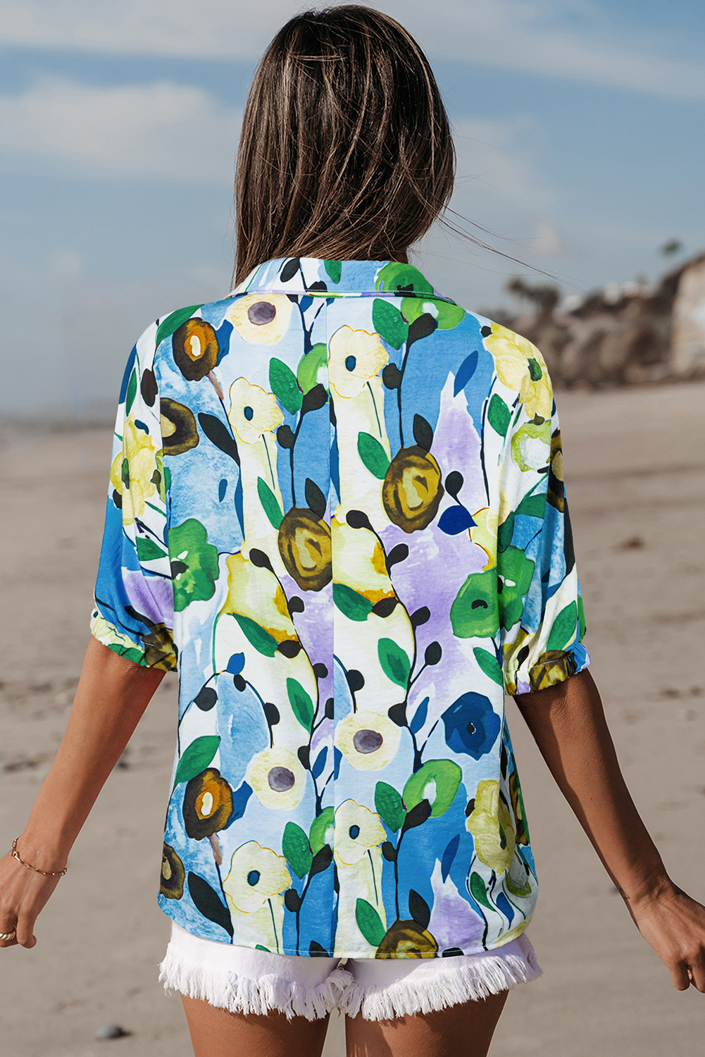 Charming Floral Pattern Blouse with Short Puff Sleeves and Slit Neckline - Detail View 2 Charming Floral Pattern Blouse with Short Puff Sleeves and Slit Neckline - Detail View 2