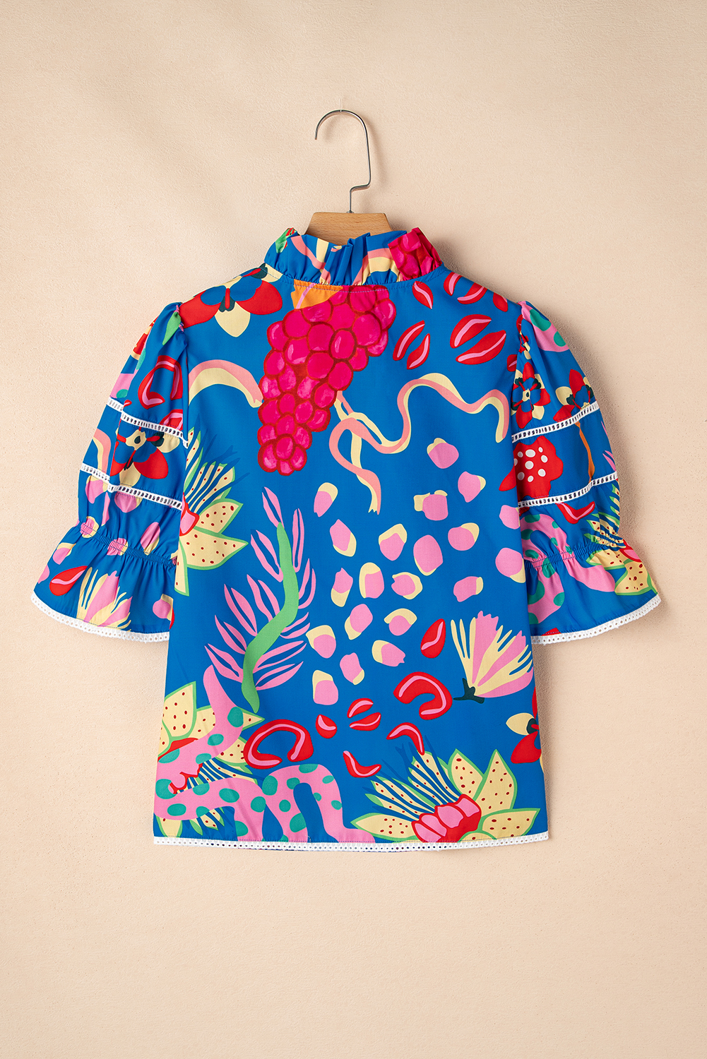 Women's Blouse, Blue Abstract Print, Frilled Collar, Ruffled Puff Sleeve, Elegant Style, Casual Top, Daily Wear, Lace Trim, Summer Fashion, Country Style, 100% Polyester, Shift Silhouette, Tops & Shirts - Detail View 8 Women's Blouse, Blue Abstract Print, Frilled Collar, Ruffled Puff Sleeve, Elegant Style, Casual Top, Daily Wear, Lace Trim, Summer Fashion, Country Style, 100% Polyester, Shift Silhouette, Tops & Shirts - Detail View 8