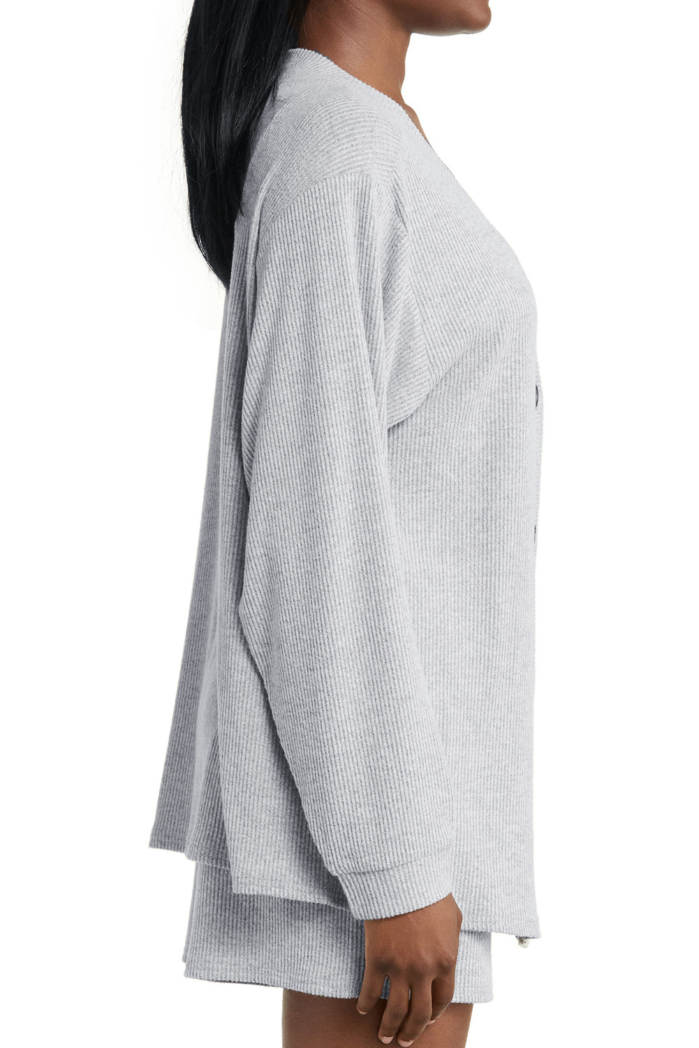 Stylish and Cozy Light Grey Lounge Set: Crop Top, Matching Shorts & Long Sleeve Cardigan - Detail View 6 Stylish and Cozy Light Grey Lounge Set: Crop Top, Matching Shorts & Long Sleeve Cardigan - Detail View 6