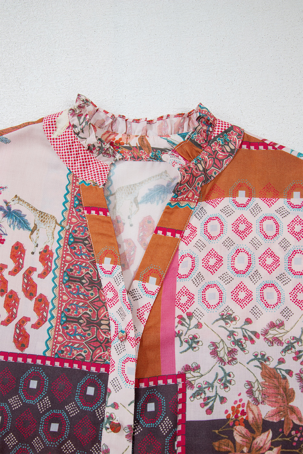 Casual Red Patchwork Bubble Sleeve Top - Perfect for Spring Outfits - Detail View 7 Casual Red Patchwork Bubble Sleeve Top - Perfect for Spring Outfits - Detail View 7