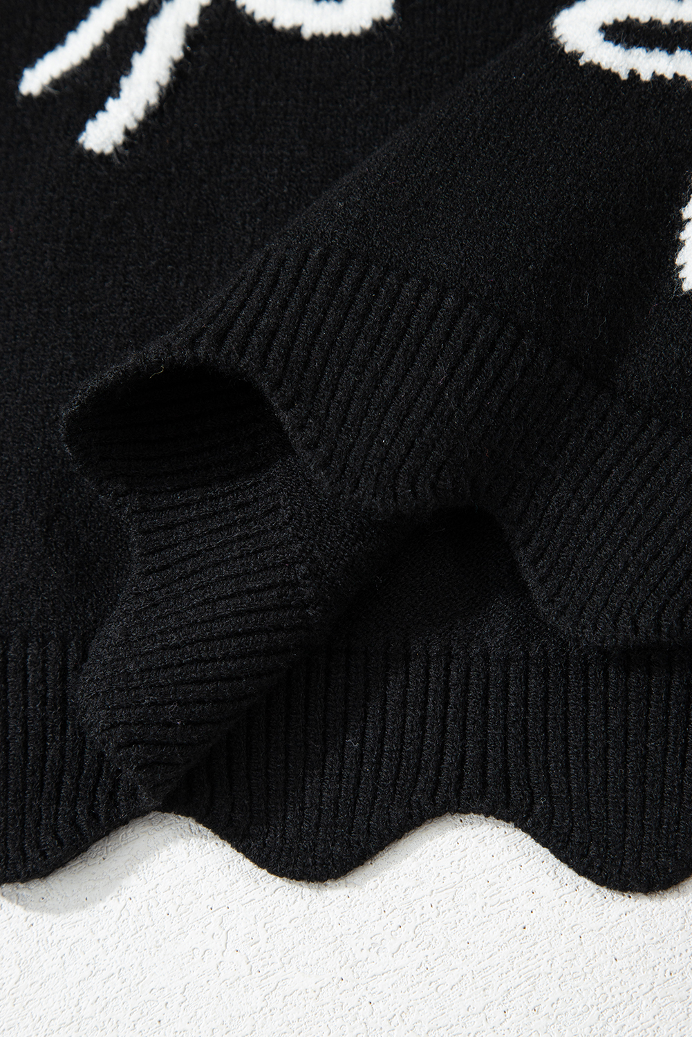 Women's Black Bow Print Scalloped Hem Short Sleeve Sweater T-Shirt - Detail View 13 Women's Black Bow Print Scalloped Hem Short Sleeve Sweater T-Shirt - Detail View 13