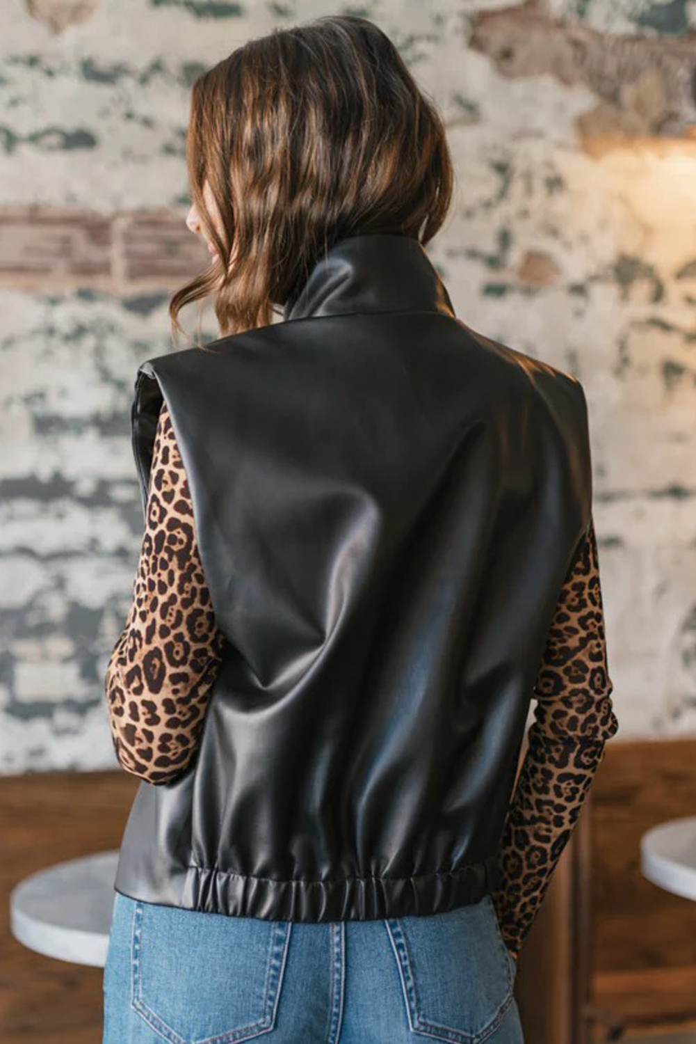 Casual Sleeveless Black PU Leather Vest - Perfect for Fall & Autumn - Detail View 2 Casual Sleeveless Black PU Leather Vest - Perfect for Fall & Autumn - Detail View 2