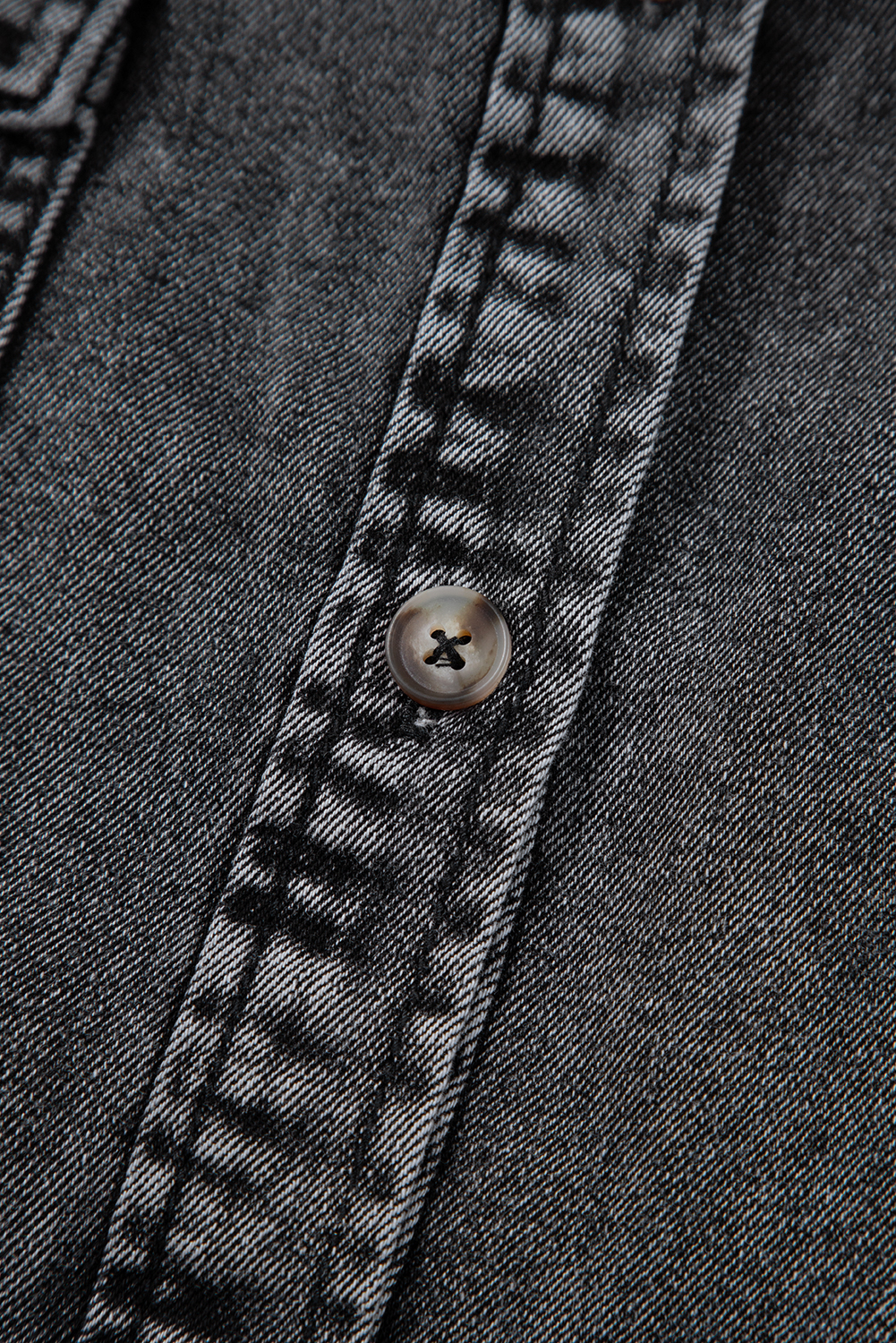 Women's Denim Shirt, Black Shirt, Short Sleeve, Flap Pocket, Button Up, Casual Style, Solid Color, Summer Fashion, Relaxed Fit, Laid Back Vibe, Wardrobe Essential, Tops, Blouses & Shirts - Detail View 20 Women's Denim Shirt, Black Shirt, Short Sleeve, Flap Pocket, Button Up, Casual Style, Solid Color, Summer Fashion, Relaxed Fit, Laid Back Vibe, Wardrobe Essential, Tops, Blouses & Shirts - Detail View 20