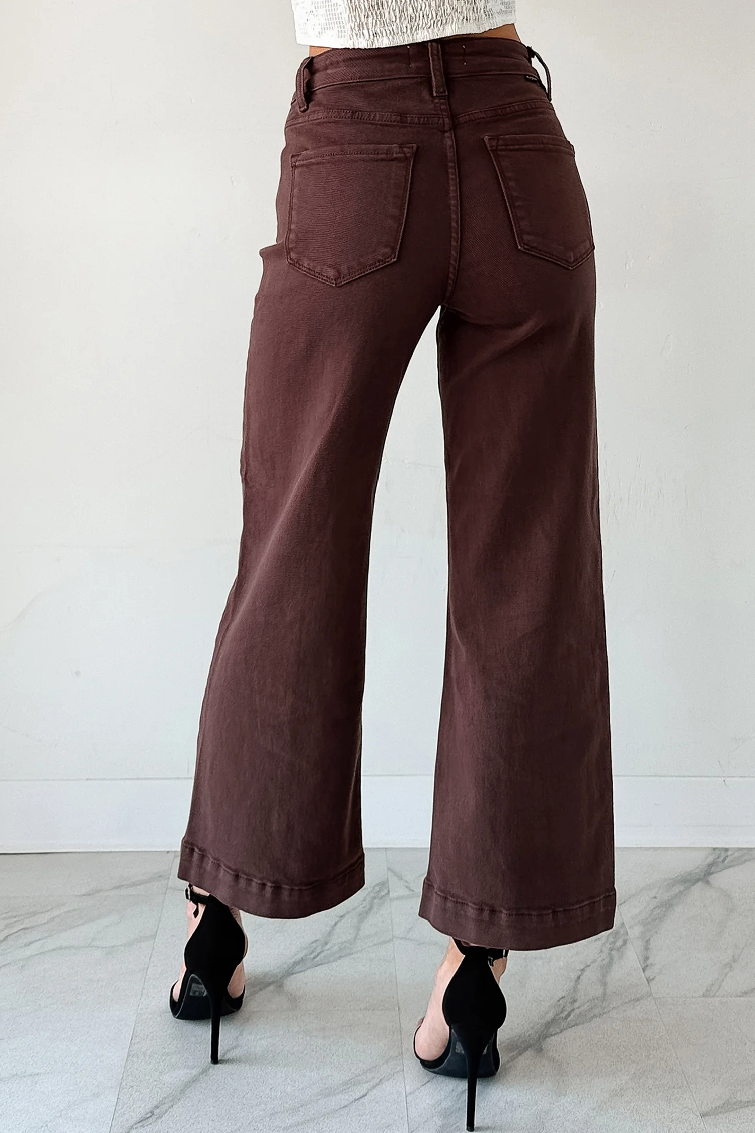 Women's High Waist Seamed Cropped Jeans in Red Sandalwood – Versatile Casual Style - Detail View 2 Women's High Waist Seamed Cropped Jeans in Red Sandalwood – Versatile Casual Style - Detail View 2