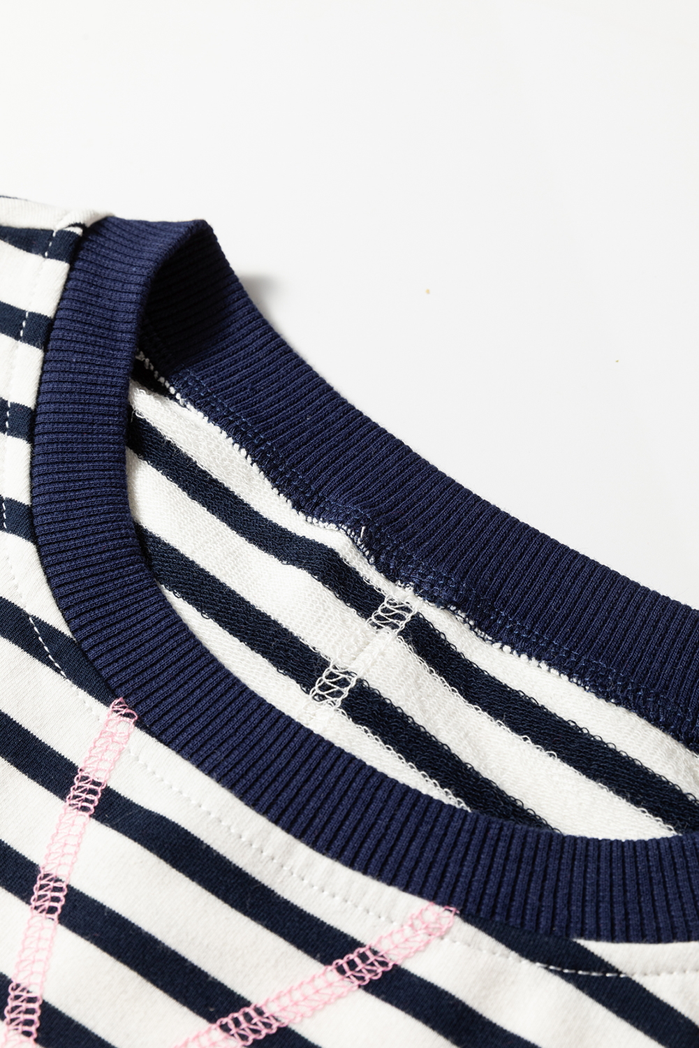 Plus Size Women's Striped Patchwork Sweatshirt with Contrast Stitching – Relaxed Fit for Fall Layering - Detail View 5 Plus Size Women's Striped Patchwork Sweatshirt with Contrast Stitching – Relaxed Fit for Fall Layering - Detail View 5