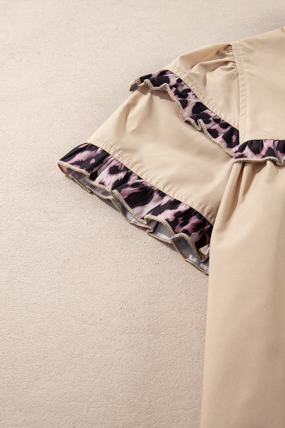 Elegant Short Sleeve Tiered Blouse with Ruffled Trim - Leopard Pattern - Detail View 10 Elegant Short Sleeve Tiered Blouse with Ruffled Trim - Leopard Pattern - Detail View 10