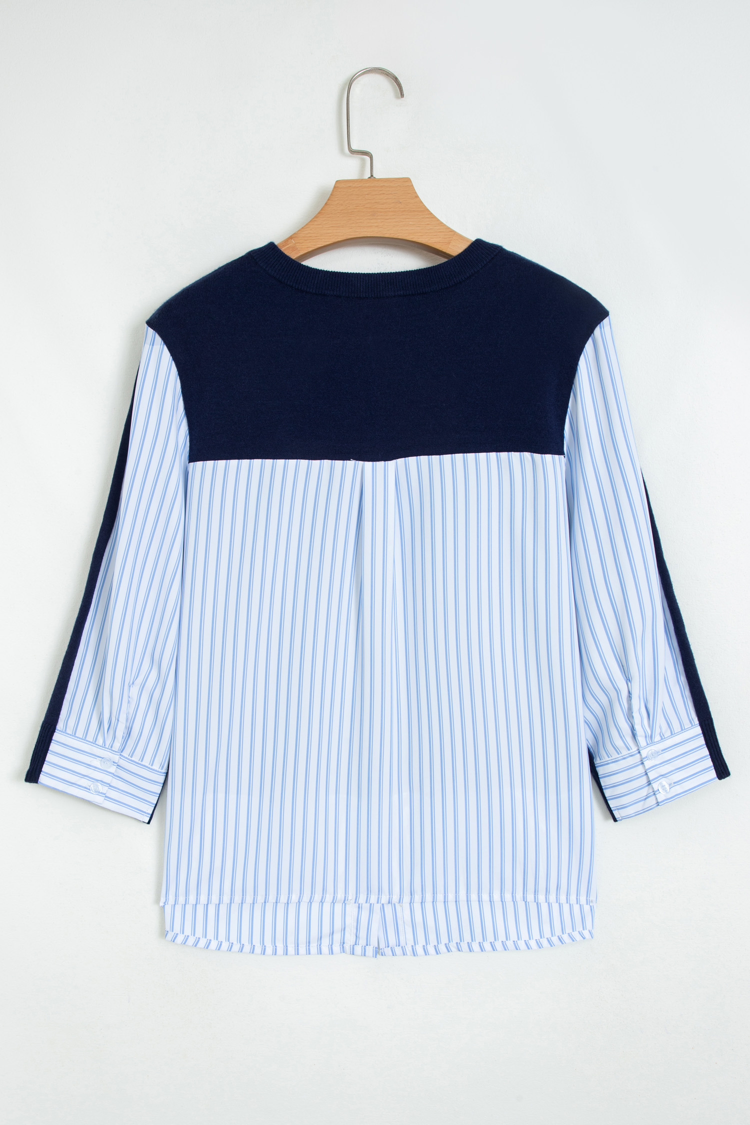 Women's Contrast Patchwork Sweater, Round Neck Autumn Pullover - Detail View 6 Women's Contrast Patchwork Sweater, Round Neck Autumn Pullover - Detail View 6