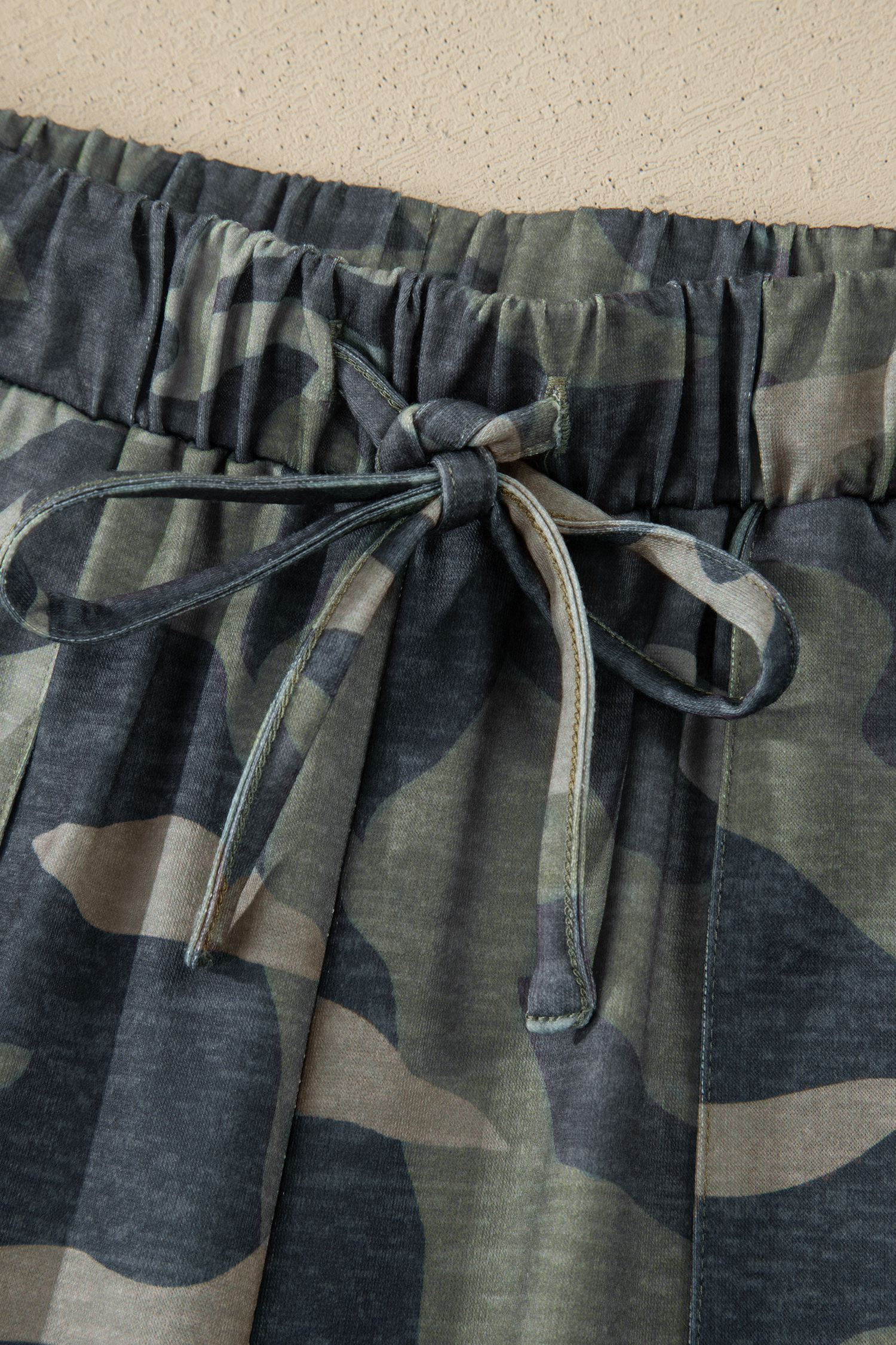 Casual Camo Print Lounge Set for Women - Slim Fit Tank Top and Drawstring Wide Leg Pants - Detail View 17 Casual Camo Print Lounge Set for Women - Slim Fit Tank Top and Drawstring Wide Leg Pants - Detail View 17