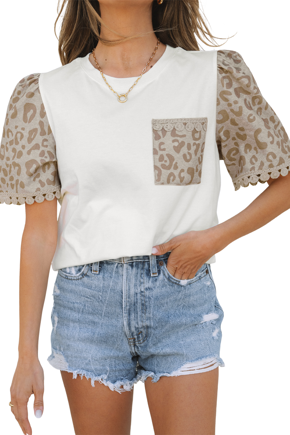 Chic White T-Shirt featuring Leopard Print, Puff Sleeves & Delicate Lace Detail - Detail View 22 Chic White T-Shirt featuring Leopard Print, Puff Sleeves & Delicate Lace Detail - Detail View 22