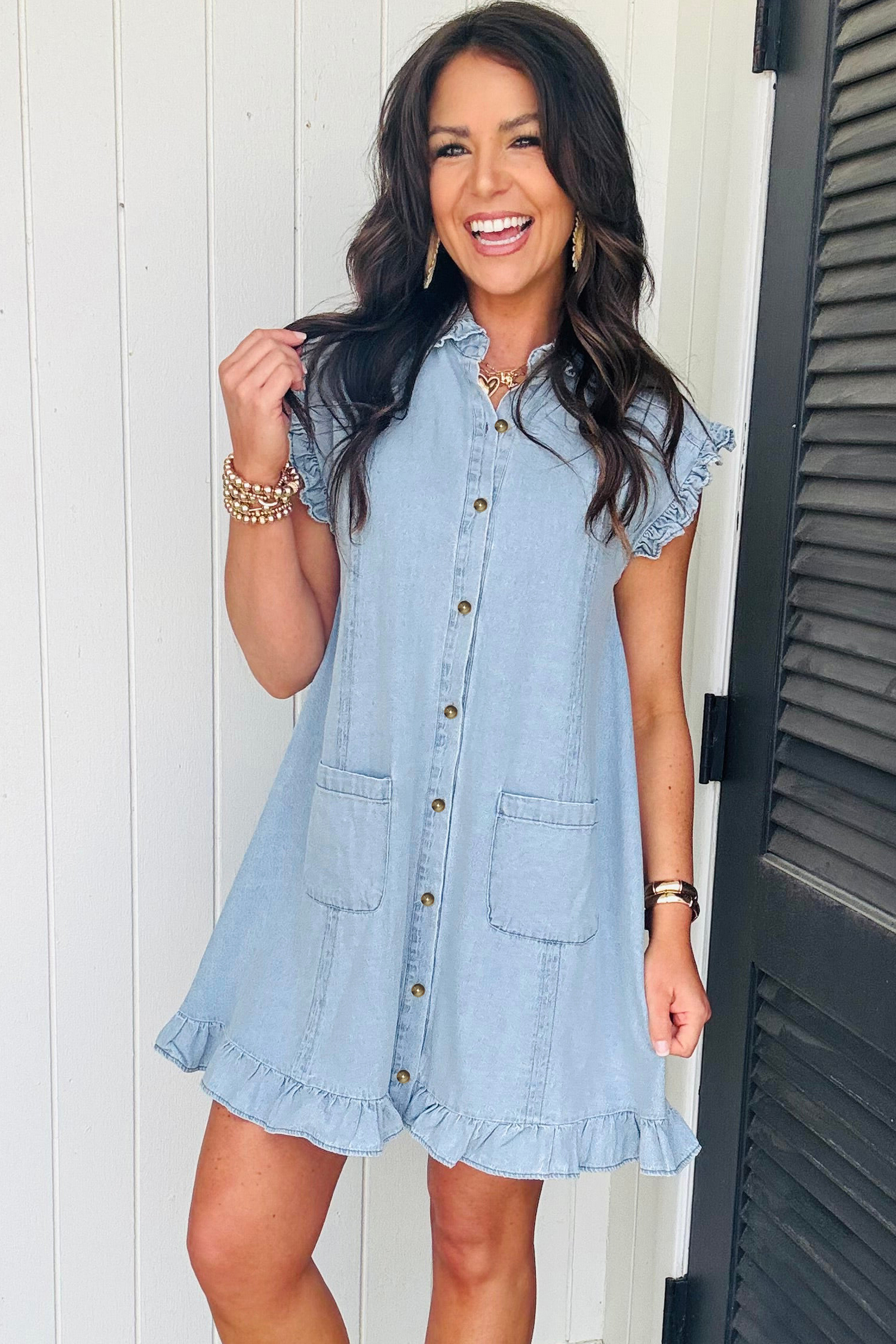 Chic Beau Blue Shift Denim Dress for Women – Ruffled Edge Design and Convenient Pockets - Detail View 5 Chic Beau Blue Shift Denim Dress for Women – Ruffled Edge Design and Convenient Pockets - Detail View 5