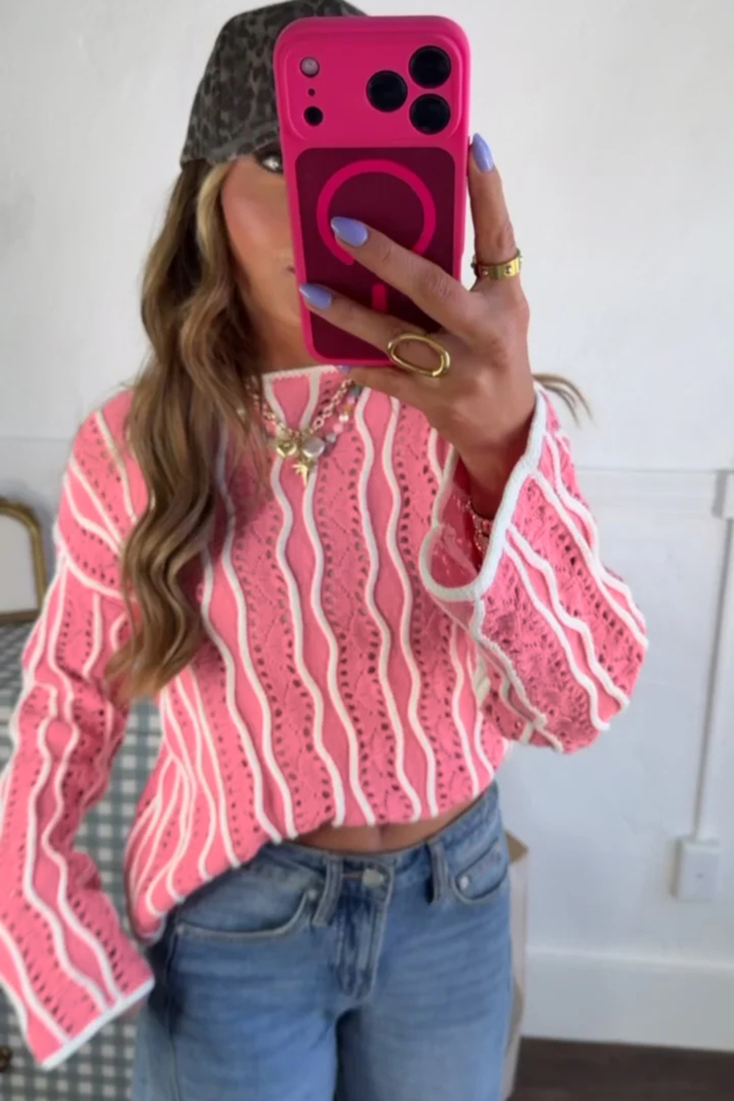 Women's Pink Wavy Knit Sweater, Casual Boho Round Neck Top - Detail View 7 Women's Pink Wavy Knit Sweater, Casual Boho Round Neck Top - Detail View 7