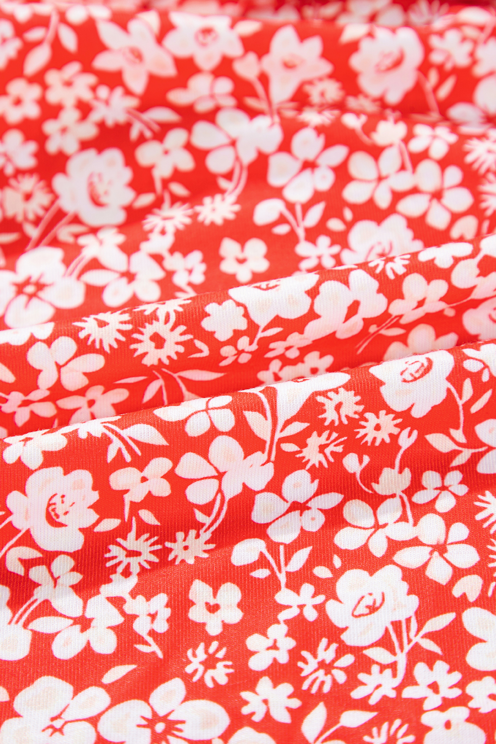 Plus Size Blouse, Women's Top, Red Floral, V Neck, Flared Bracelet Sleeves, Babydoll Design, Casual Wear, Comfortable Fit, Daily Occasion, Elegant Style, Spring Fashion, Shift Silhouette, Ruffle Detail - Detail View 8 Plus Size Blouse, Women's Top, Red Floral, V Neck, Flared Bracelet Sleeves, Babydoll Design, Casual Wear, Comfortable Fit, Daily Occasion, Elegant Style, Spring Fashion, Shift Silhouette, Ruffle Detail - Detail View 8